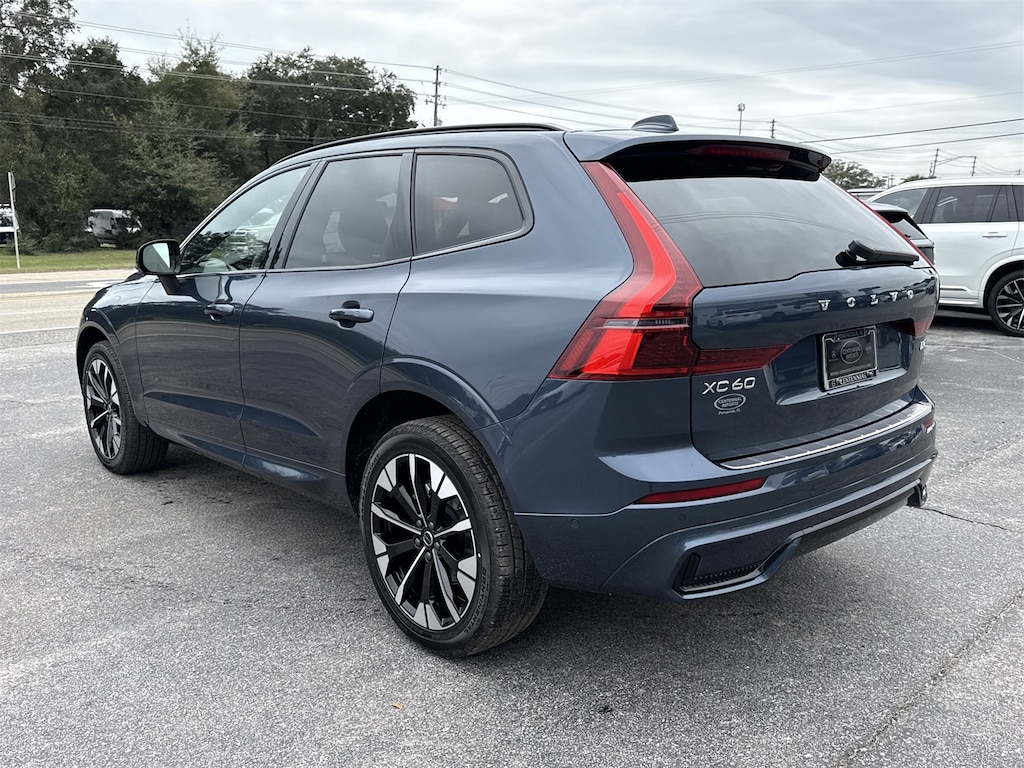 New 2026 Volvo XC60 B5 Plus SUV