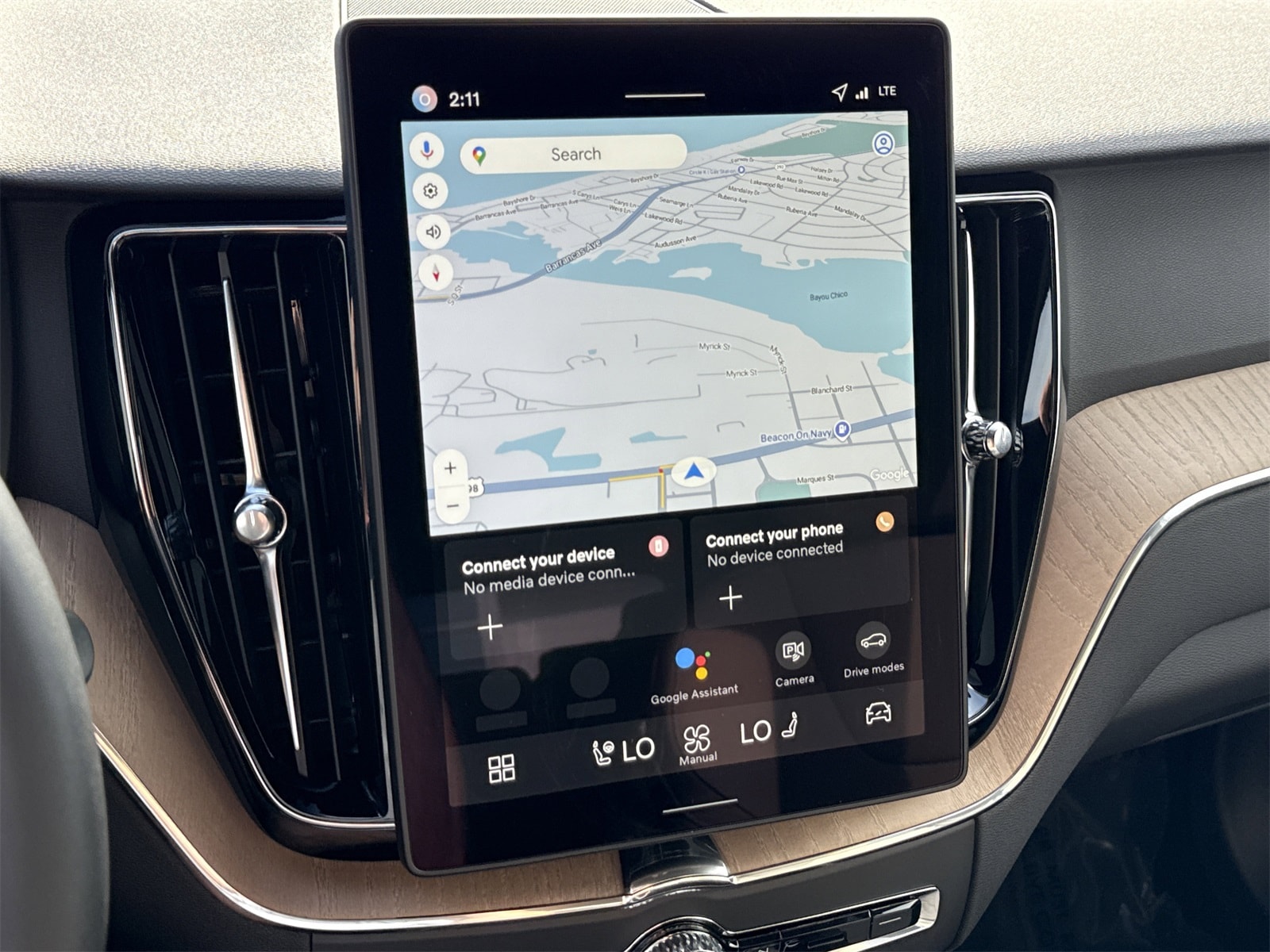2026 Volvo XC60 Plus - Photo 24