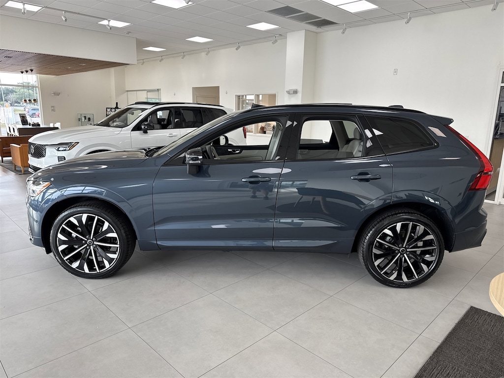 New 2026 Volvo XC60 B5 Ultra SUV