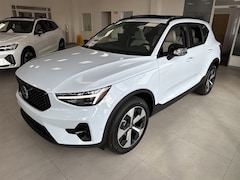 2026 Volvo XC40 B5 Plus SUV