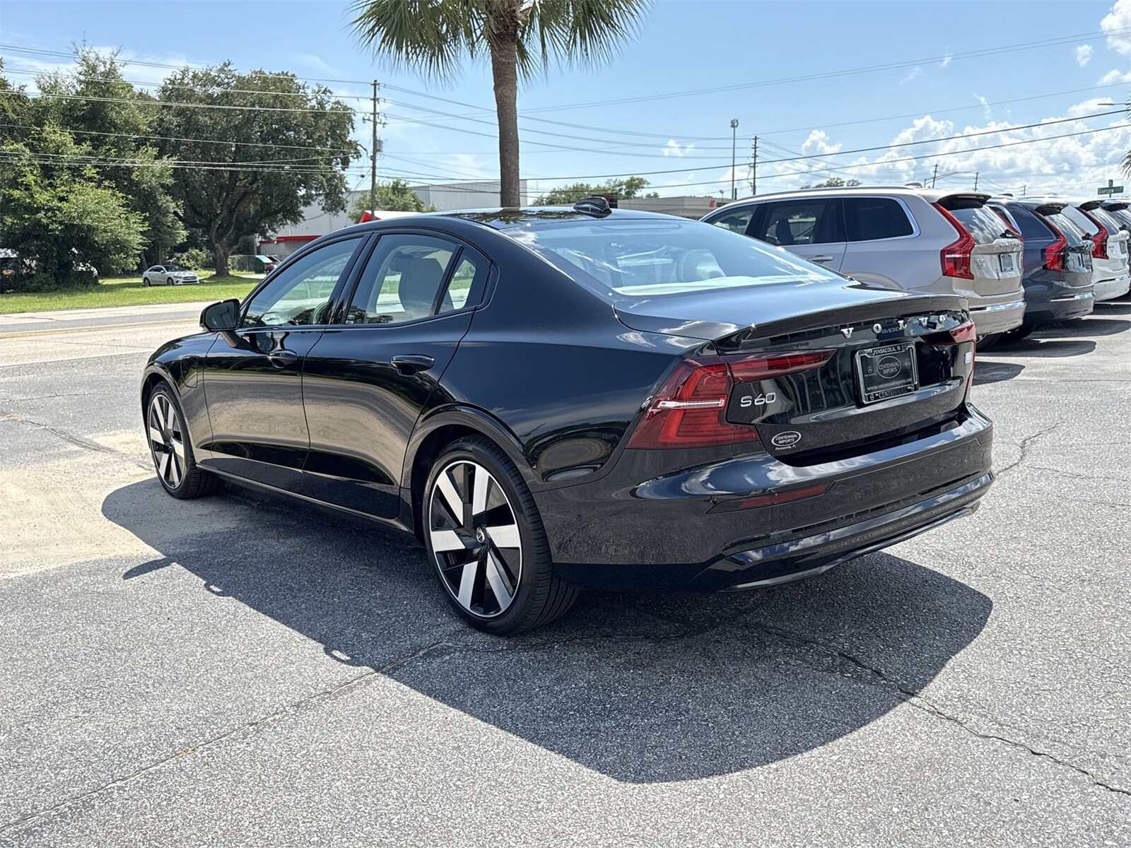 2024 Volvo S60 Recharge Ultimate photo 3