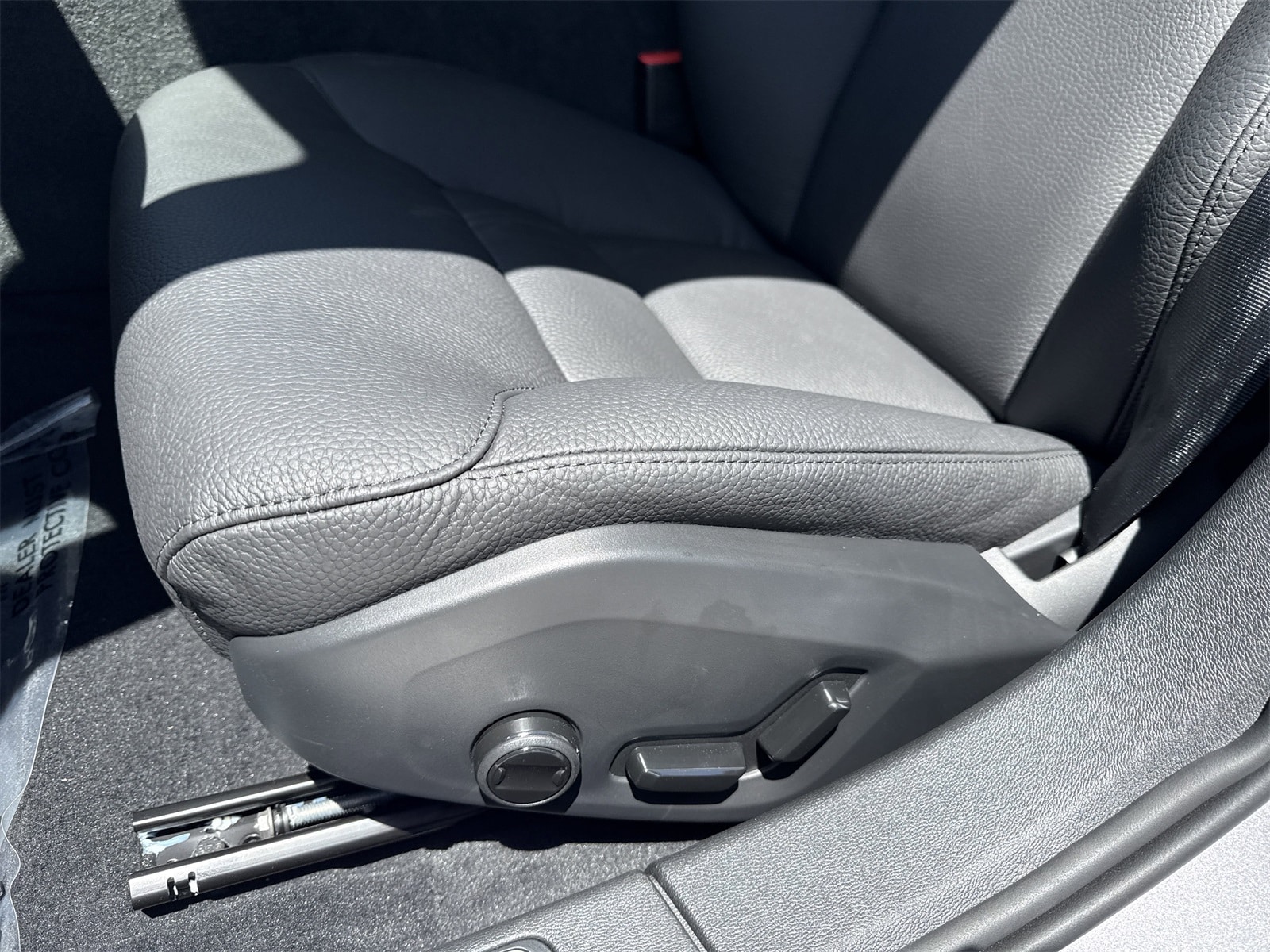 2026 Volvo V60 Cross Country Plus - Photo 11