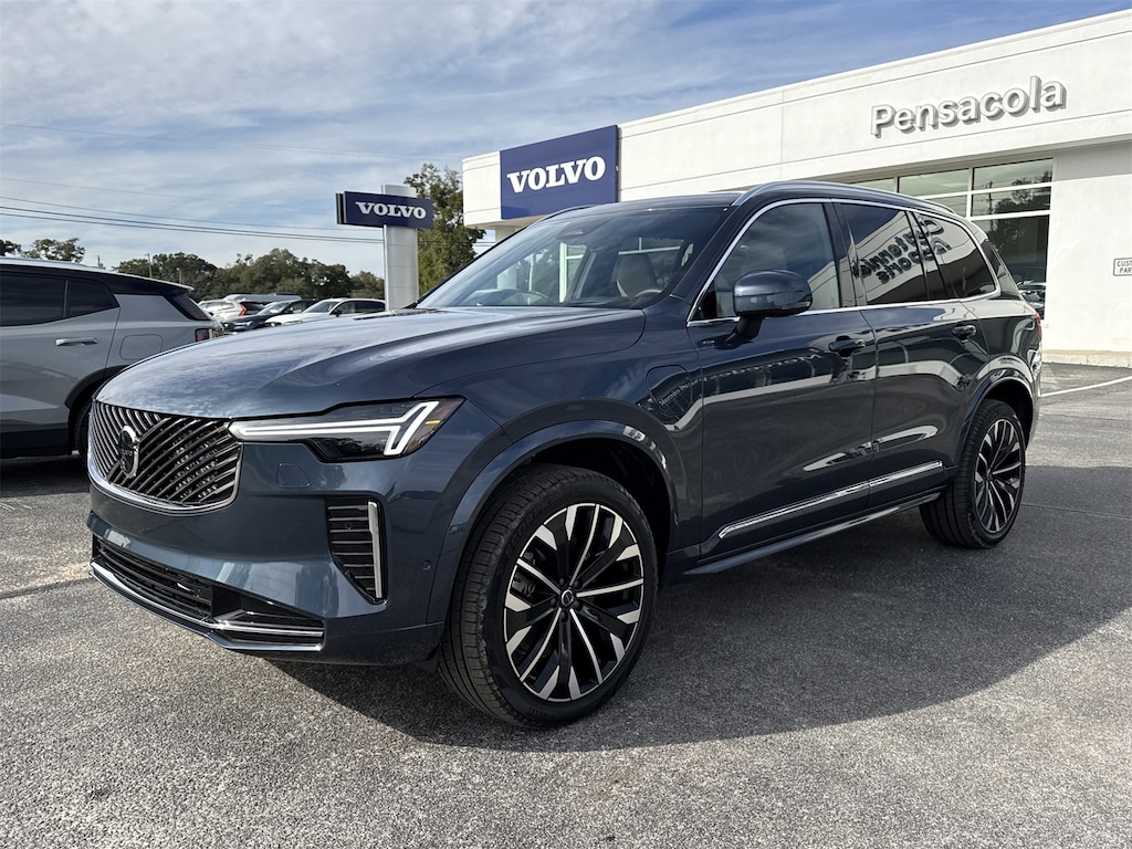 New 2026 Volvo XC90 plug-in hybrid T8 Ultra 7-Seater SUV