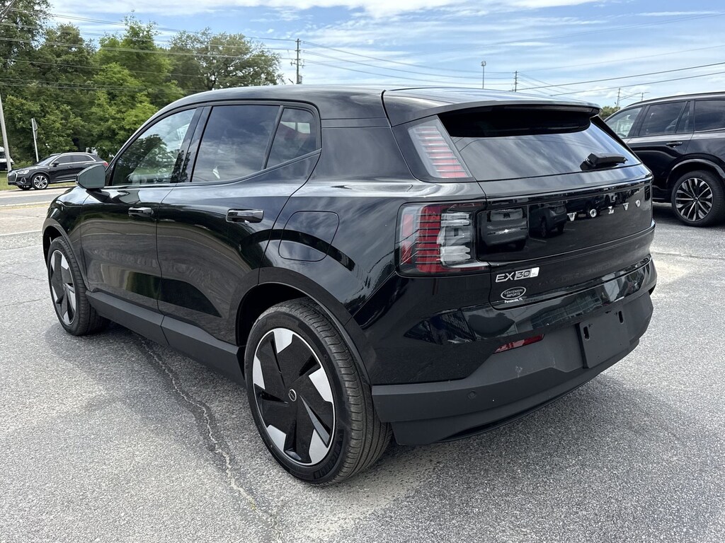 New 2026 Volvo EX30 Twin Motor Plus SUV