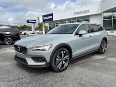 2026 Volvo V60 Cross Country B5 Plus Wagon