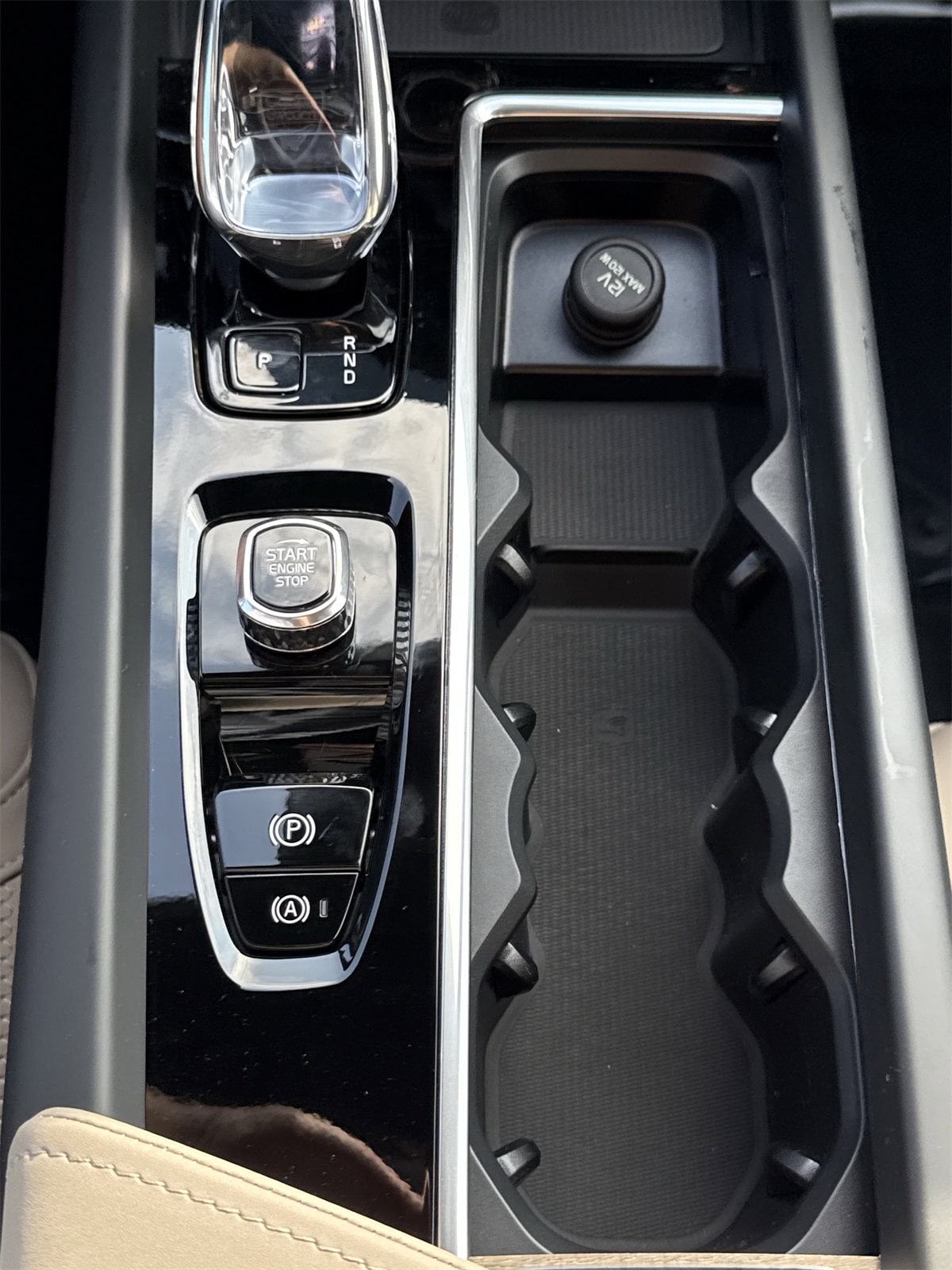 2026 Volvo XC60 Plus - Photo 30