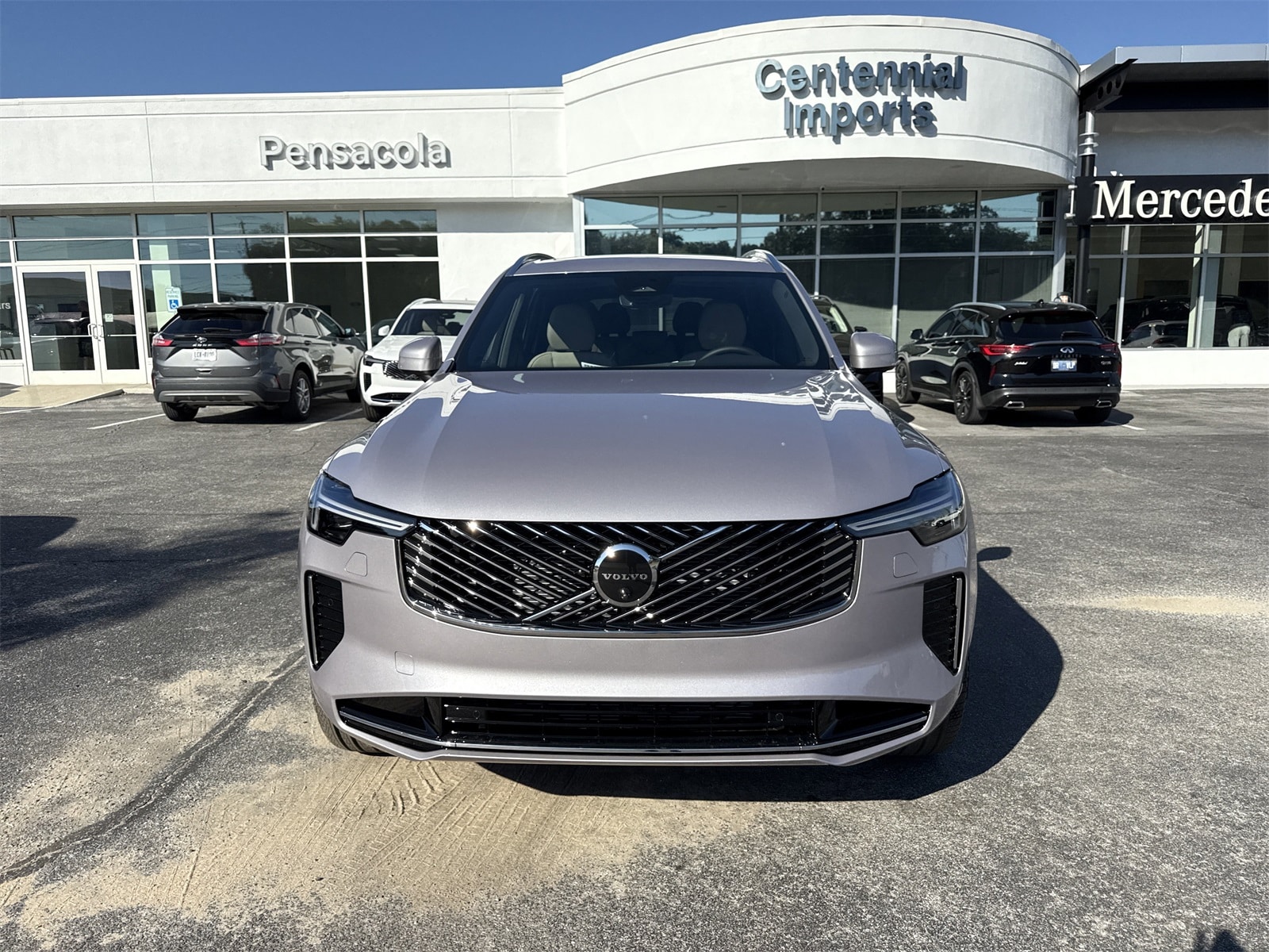 2026 Volvo XC90 Plus - Photo 8