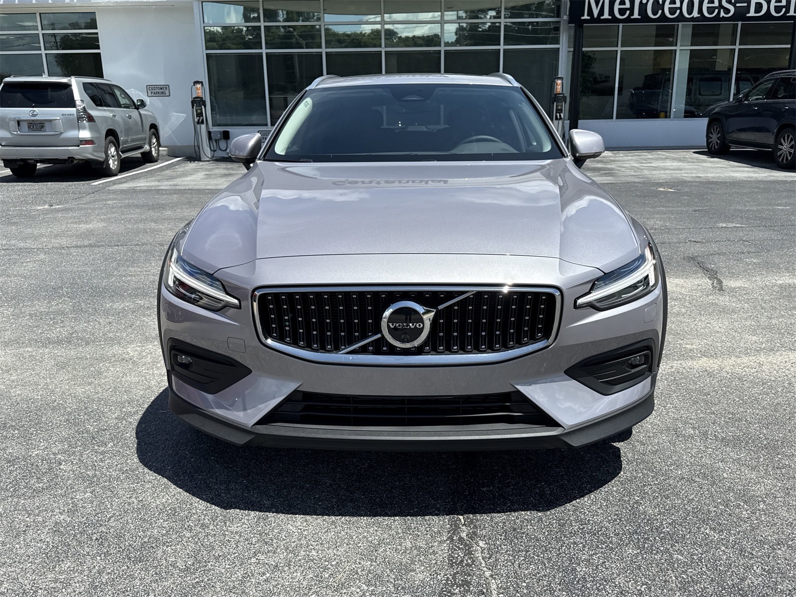 2026 Volvo V60 Cross Country Plus - Photo 8