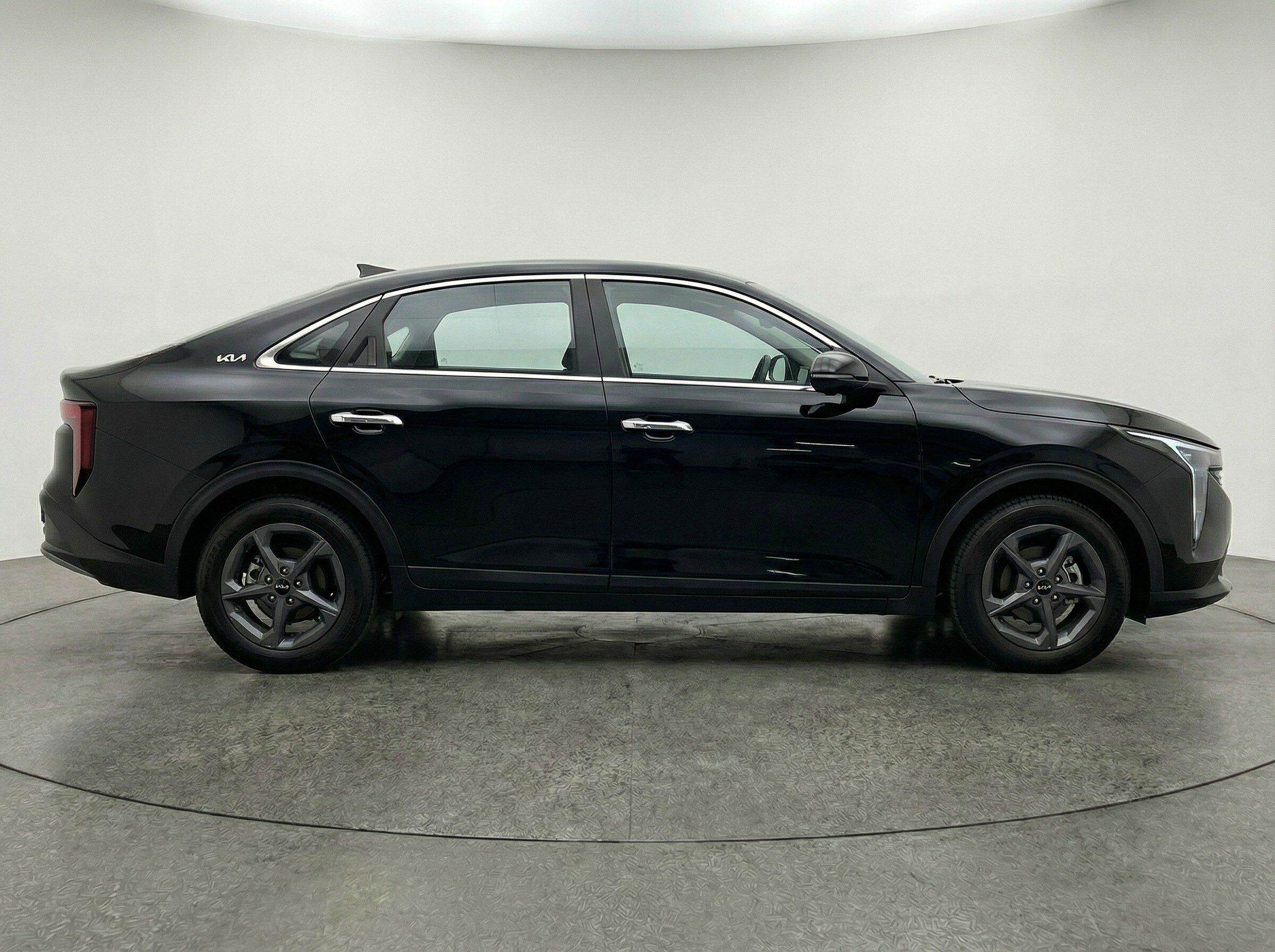 Thumbnail: 2025 Kia K4 - 8
