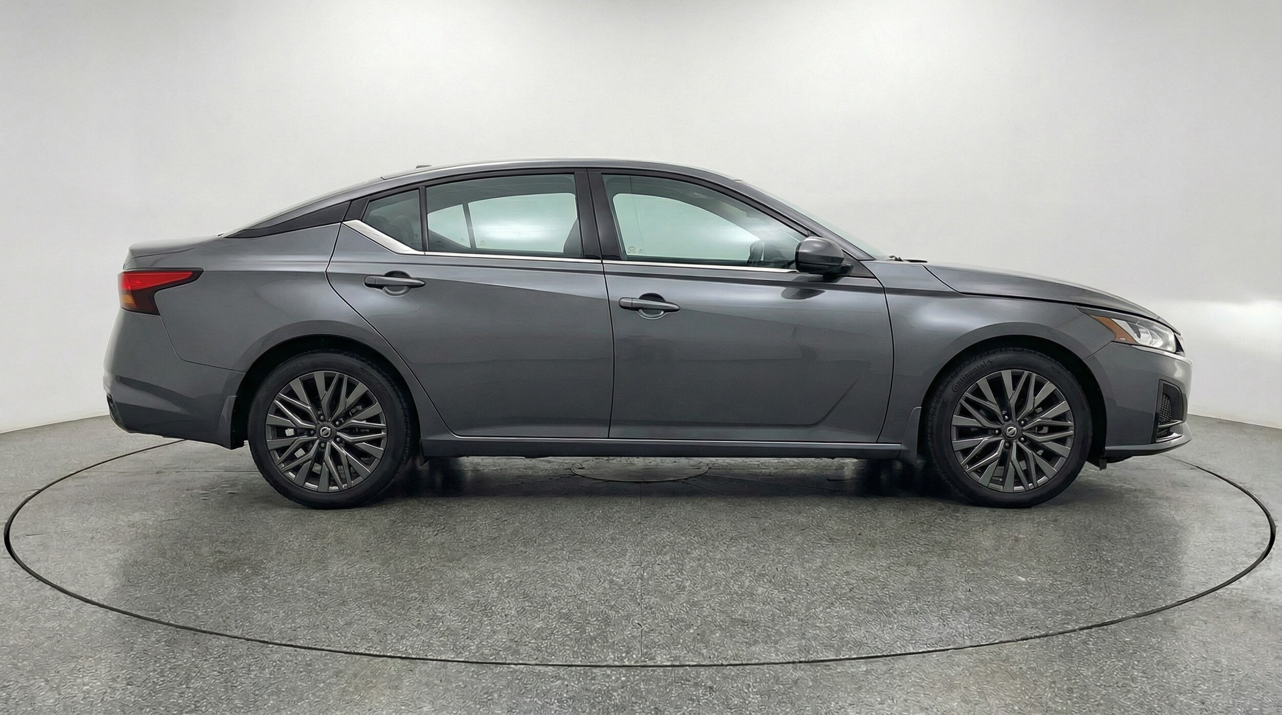 Thumbnail: 2025 Nissan Altima - 8