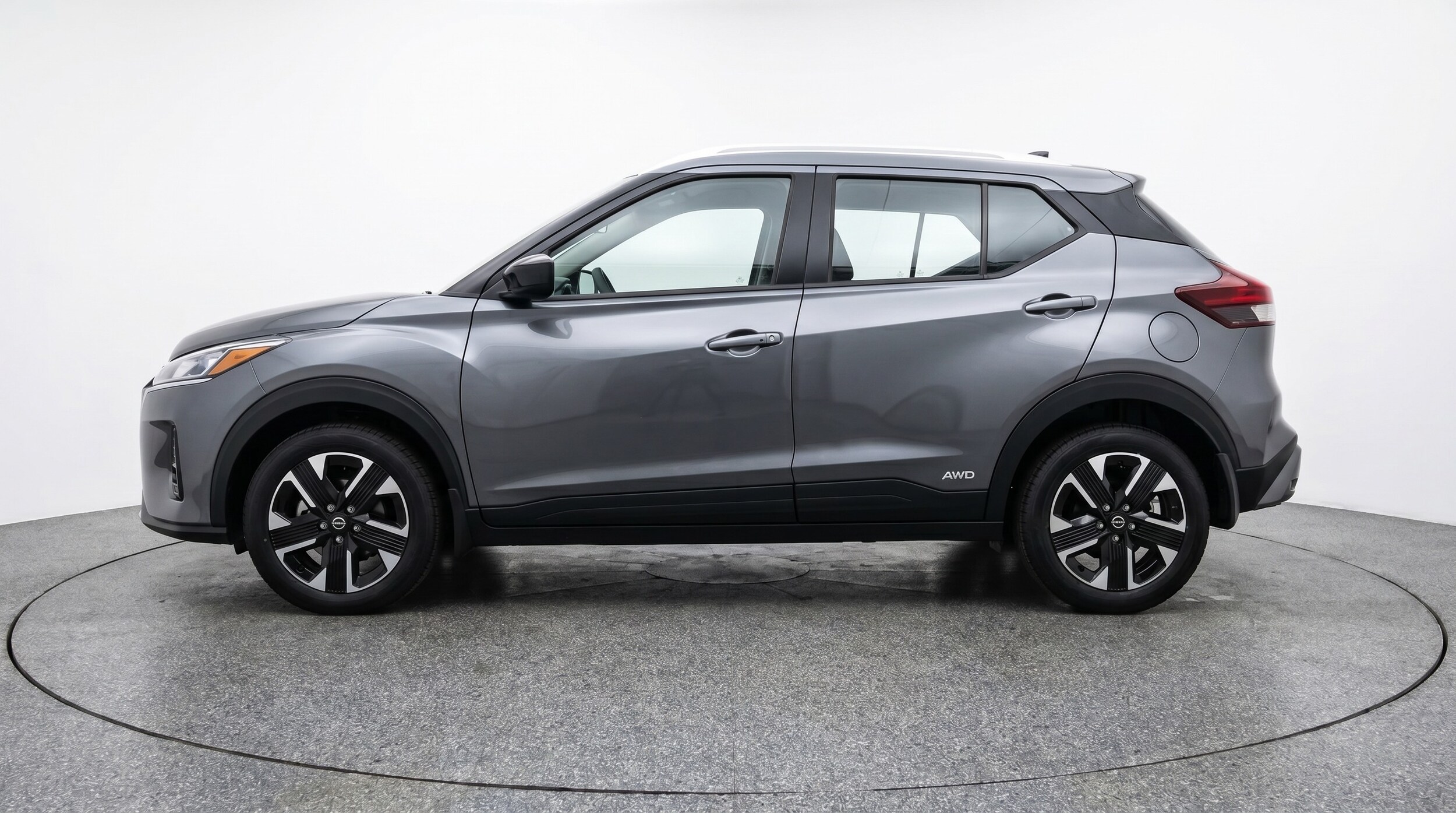 Thumbnail: 2026 Nissan Kicks - 4