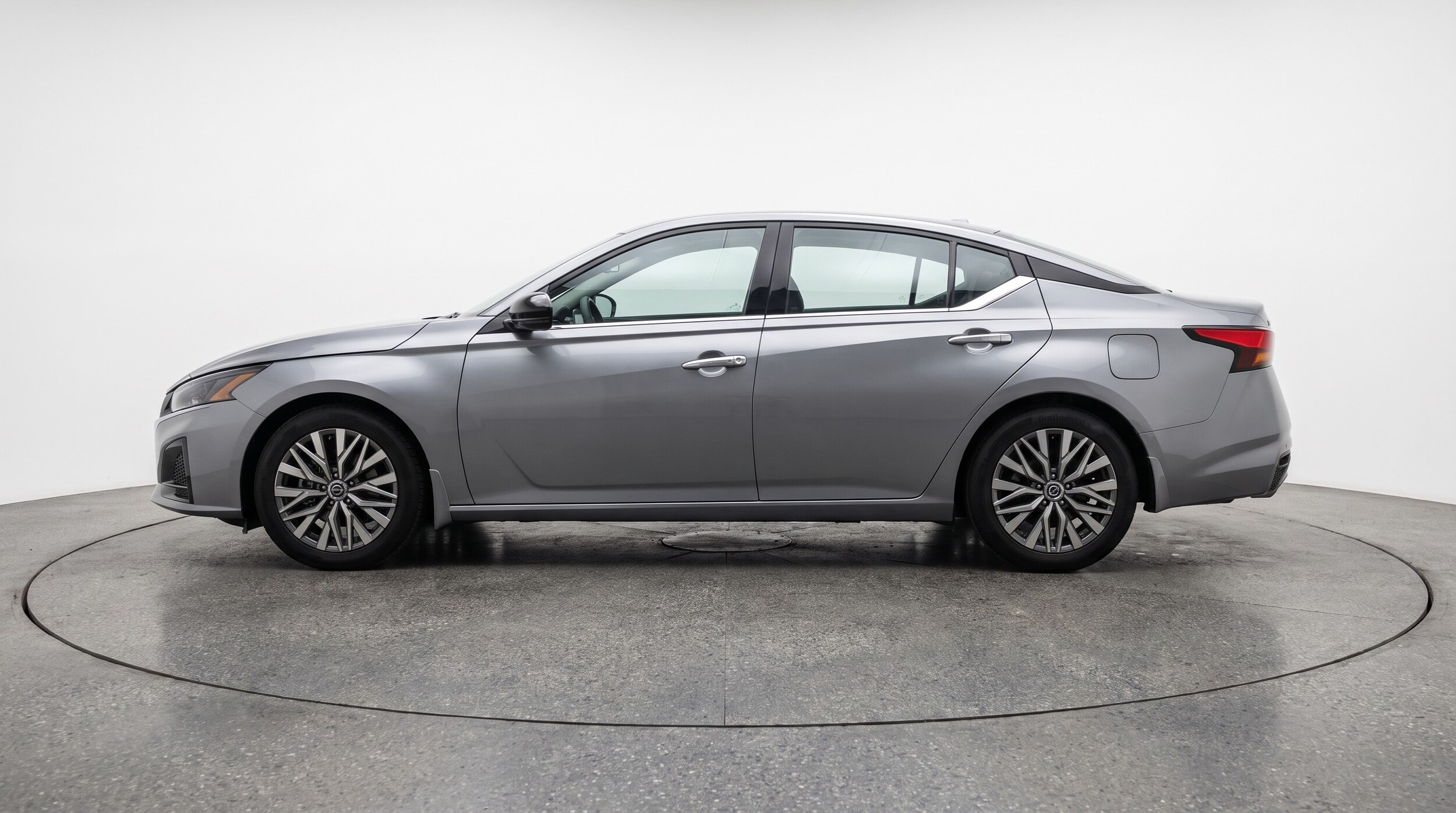 Thumbnail: 2025 Nissan Altima - 4