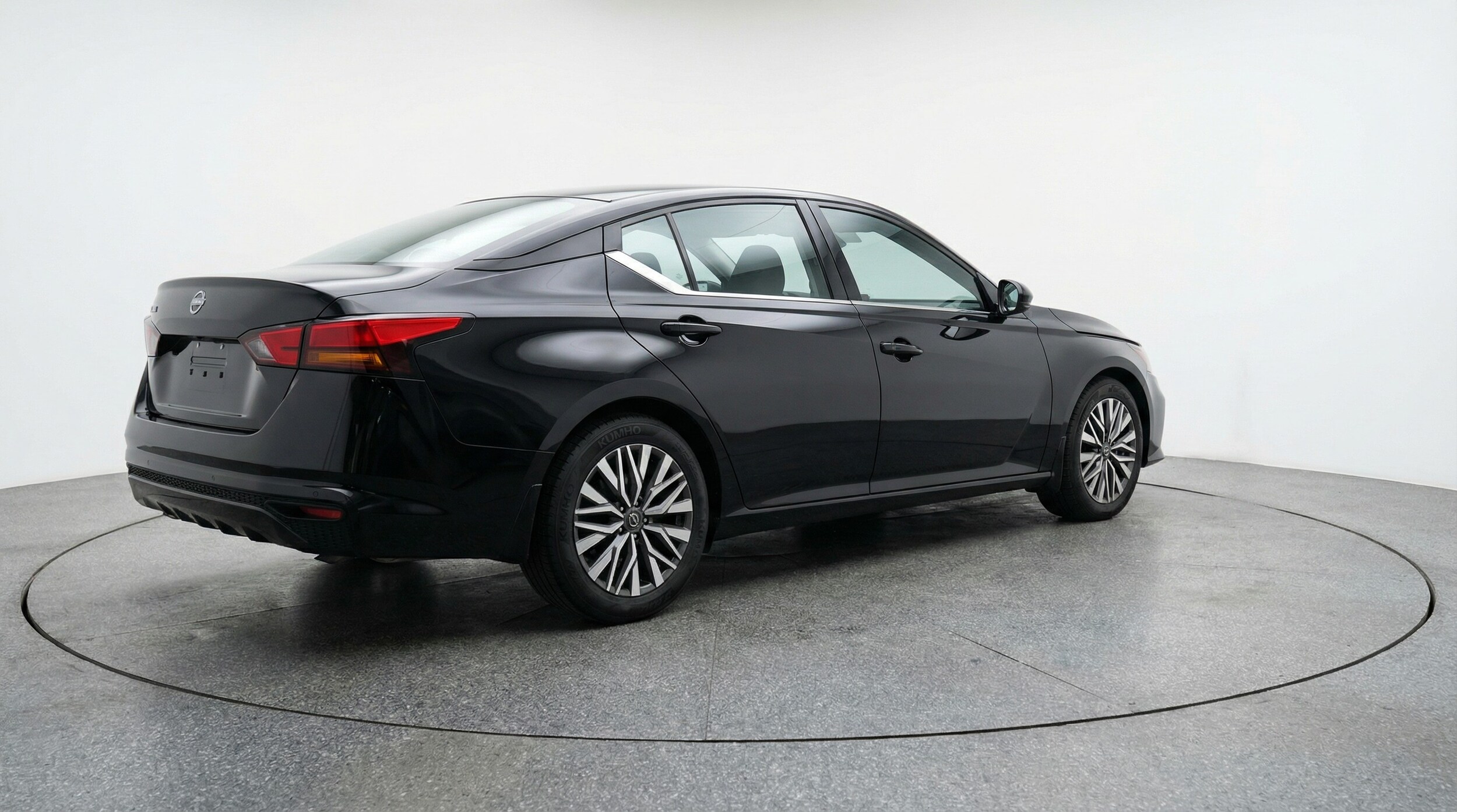 Thumbnail: 2025 Nissan Altima - 7