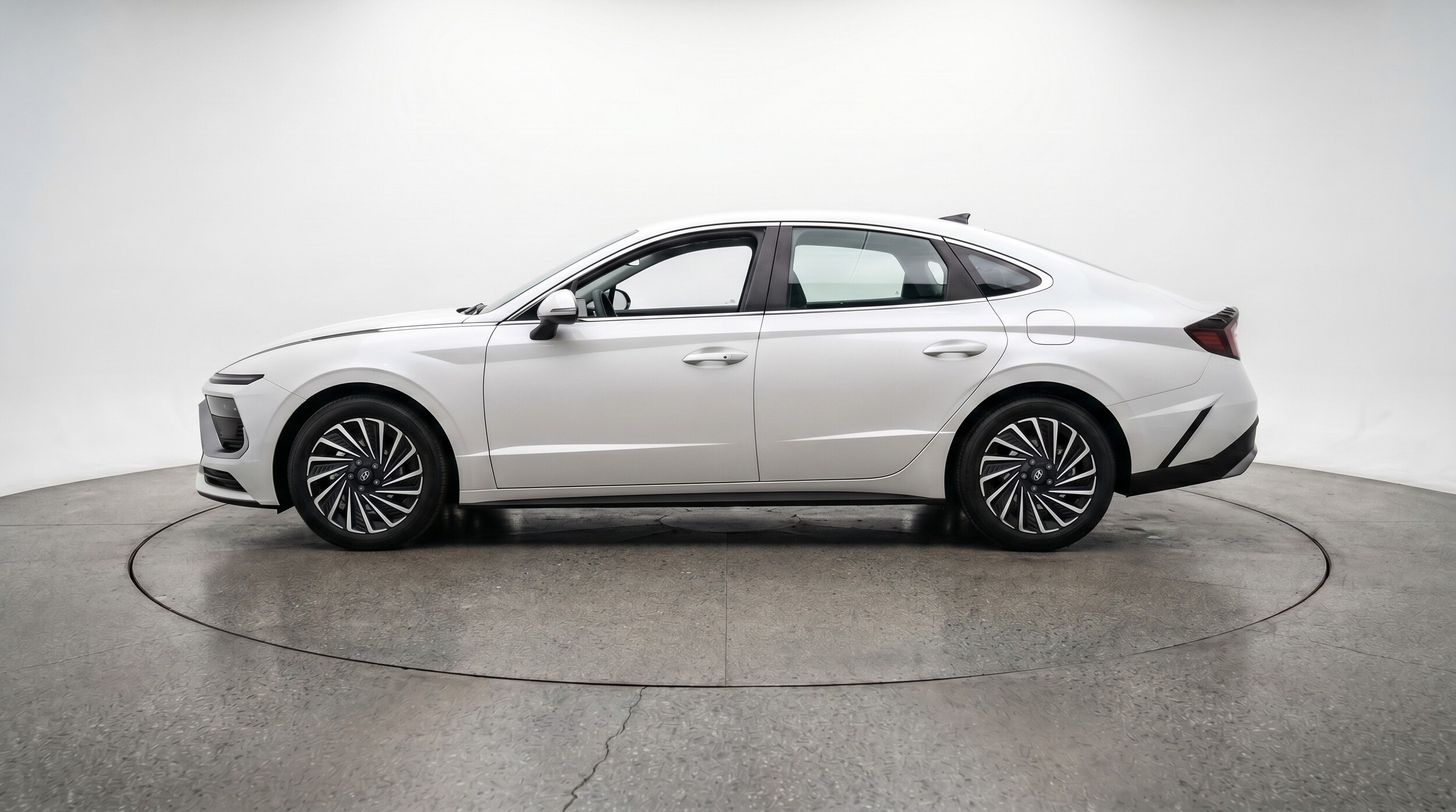 Thumbnail: 2025 Hyundai Sonata - 4