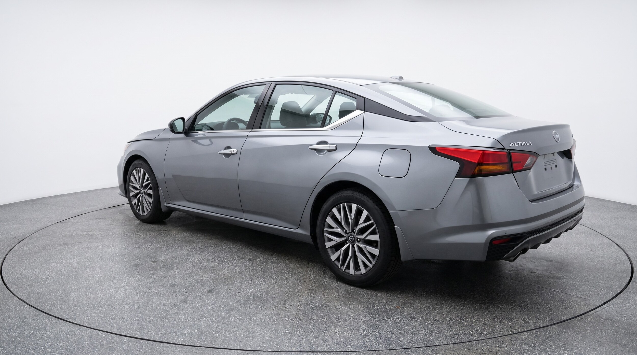 Thumbnail: 2025 Nissan Altima - 5