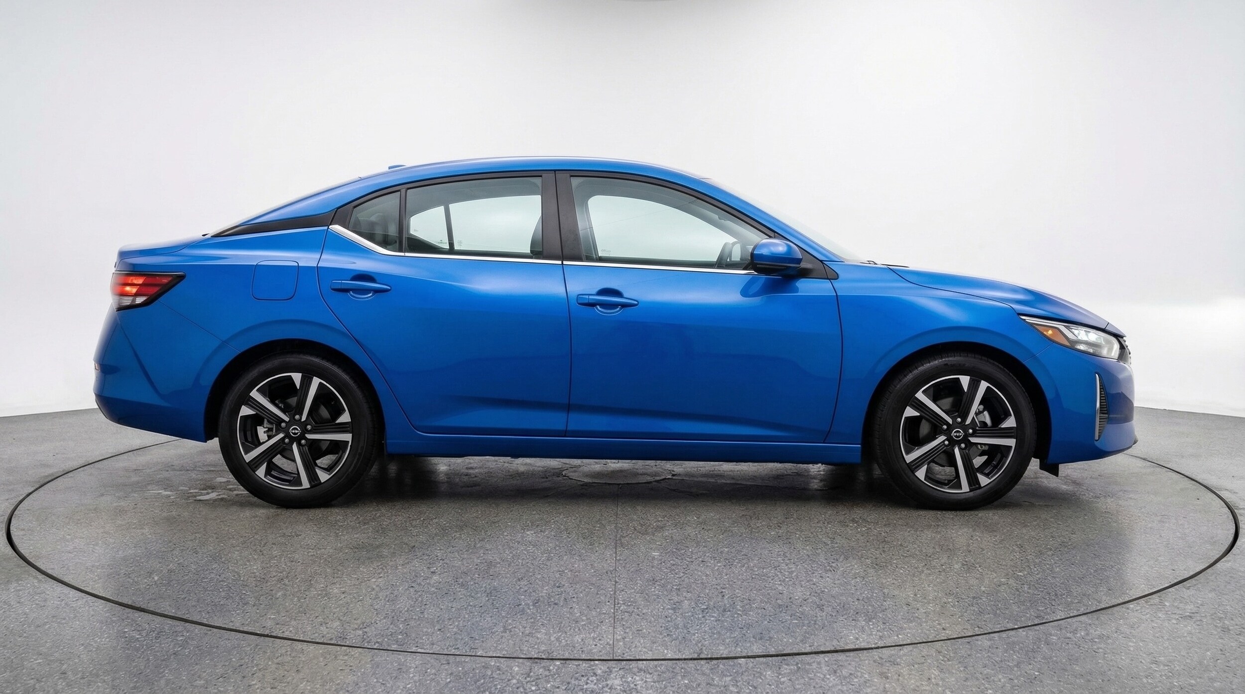 Thumbnail: 2025 Nissan Sentra - 8