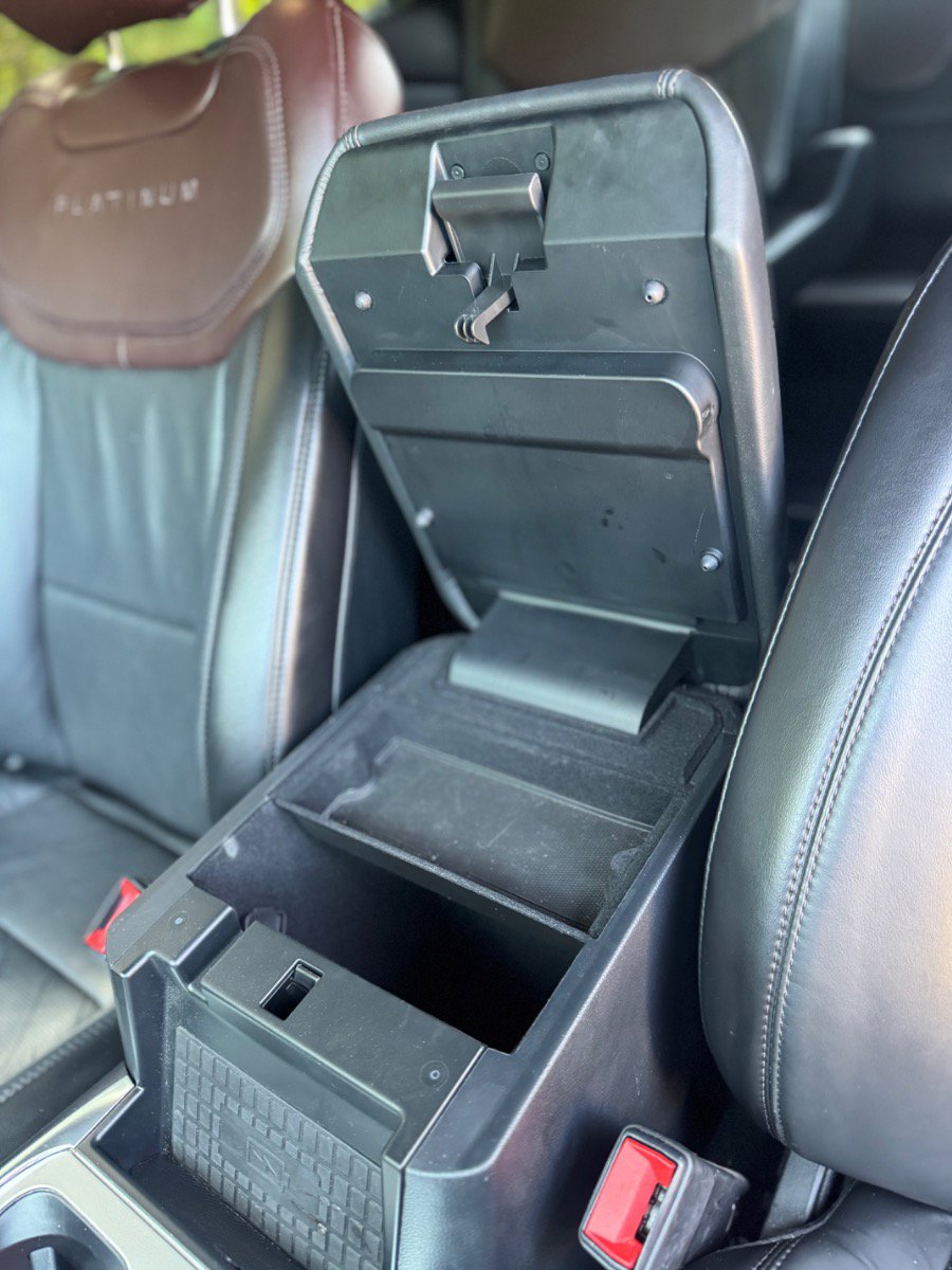 2020 Ford Explorer Platinum - Photo 10