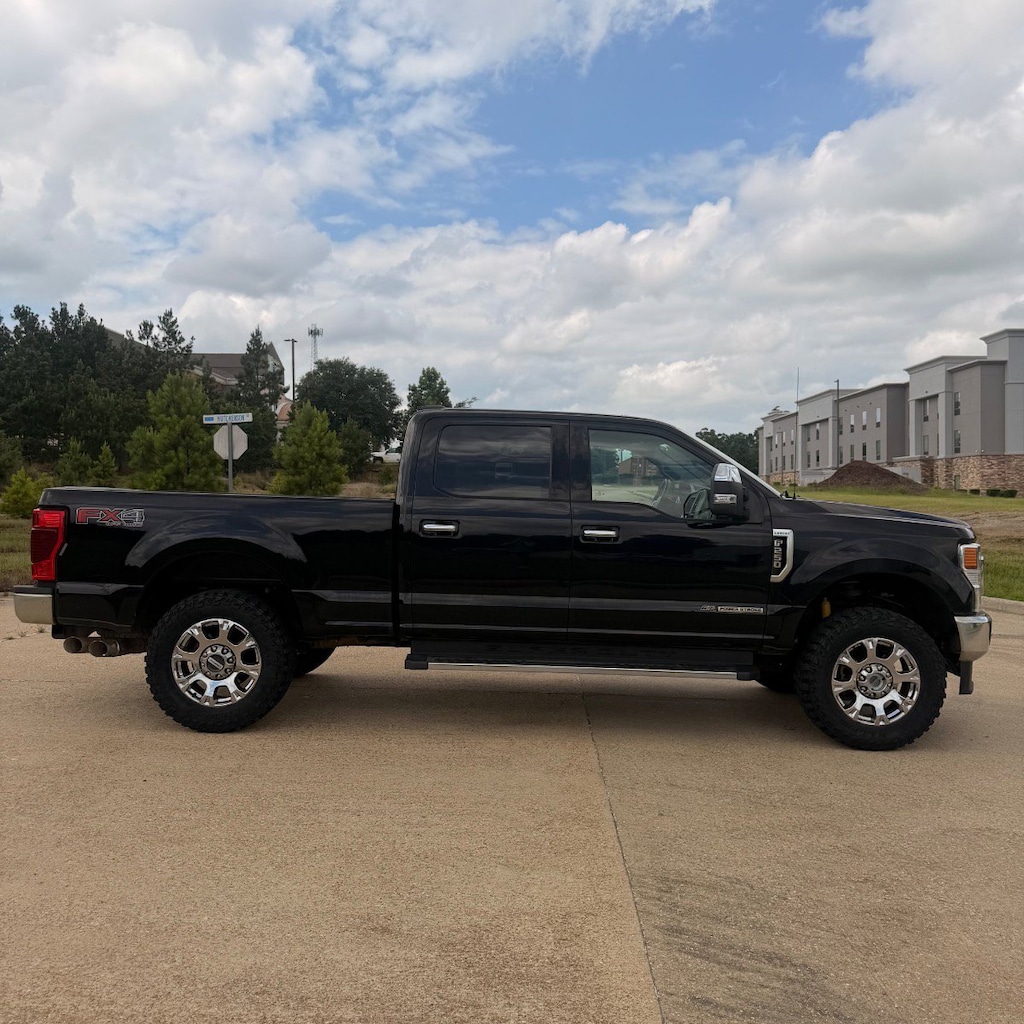 Used 2021 Ford Super Duty F-250 SRW LARIAT