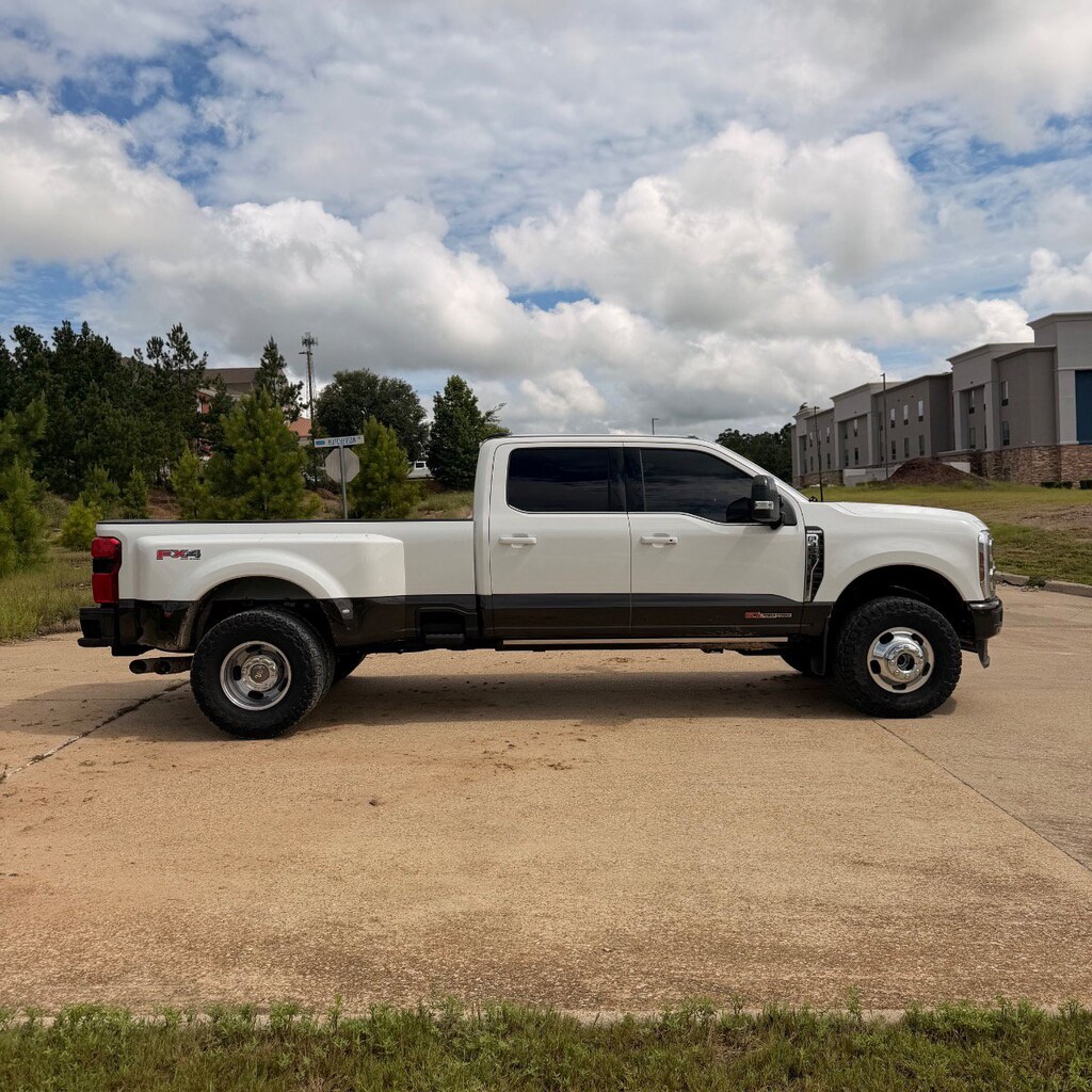 Used 2025 Ford Super Duty F-350 DRW King Ranch King Ranch 4WD Crew Cab 8 Box