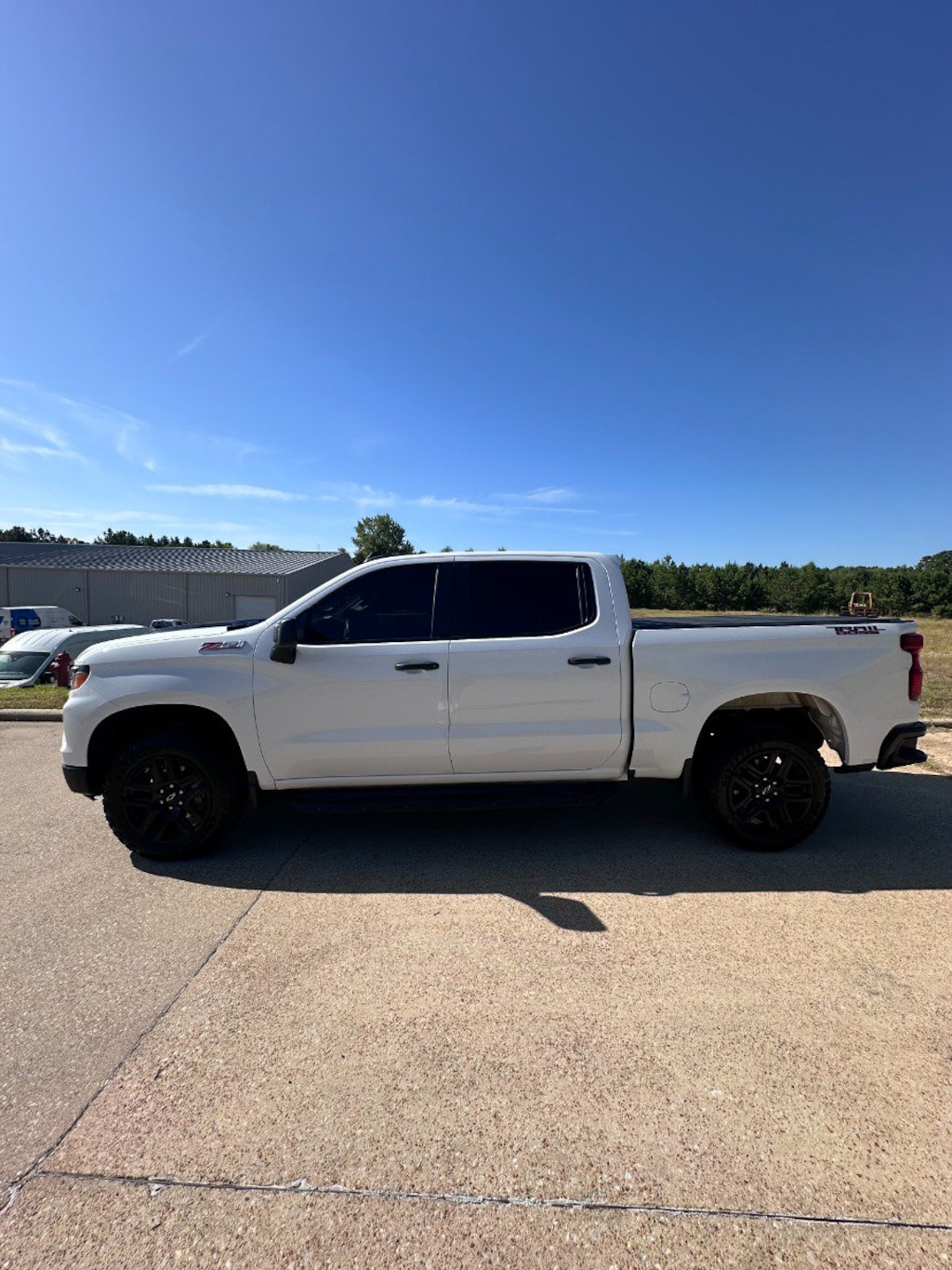 Used 2024 Chevrolet Silverado 1500 Custom Trail Boss 4WD Crew Cab 147 Custom Trail Boss