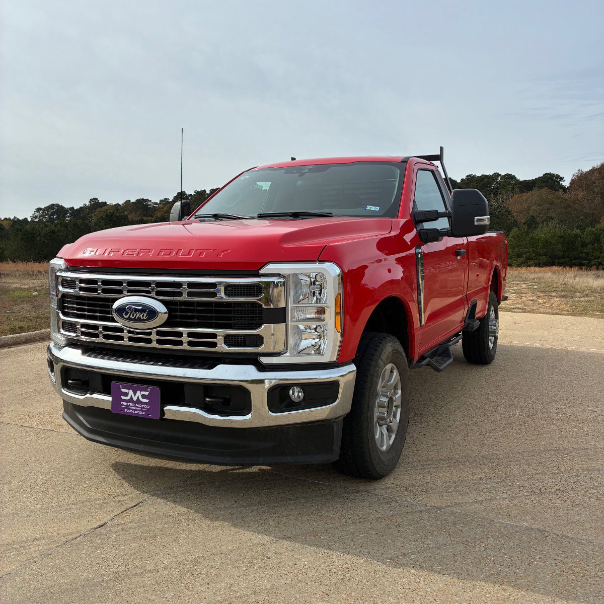 2024 Ford F-350 Super Duty XLT's photo