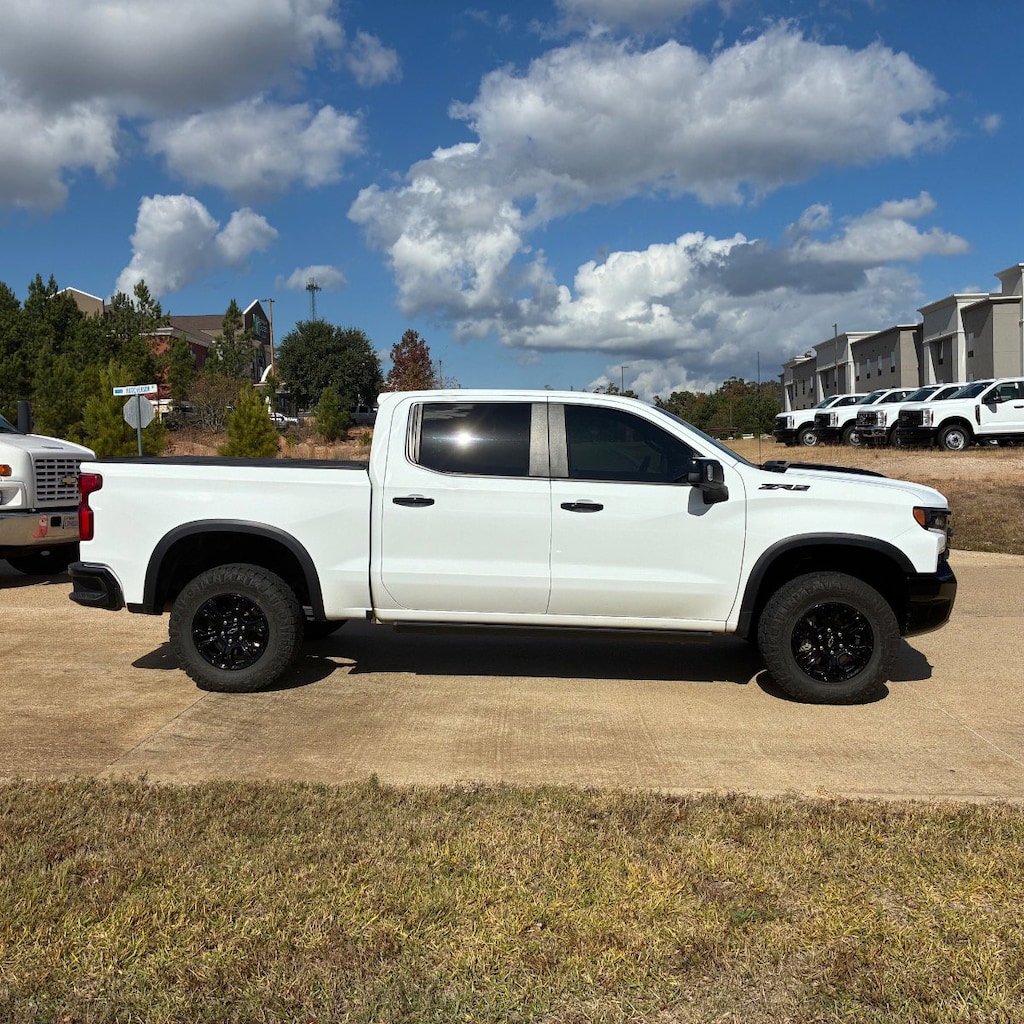 Used 2023 Chevrolet Silverado 1500 ZR2 4WD Crew Cab 147 ZR2