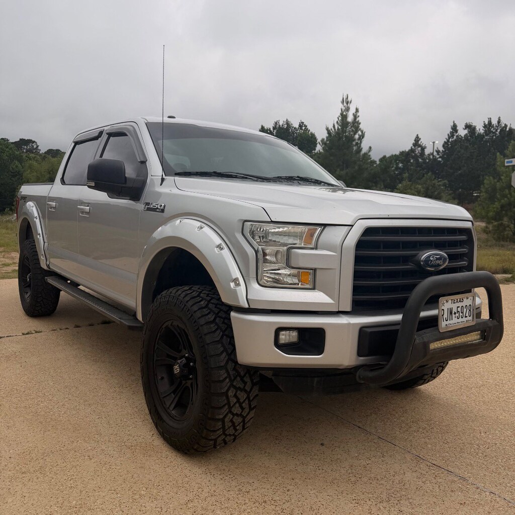 Used 2015 Ford F-150 XLT 4WD SuperCrew 145 XLT