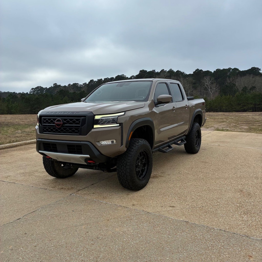 Used 2022 Nissan Frontier PRO-4X Crew Cab 4x4 PRO-4X Auto