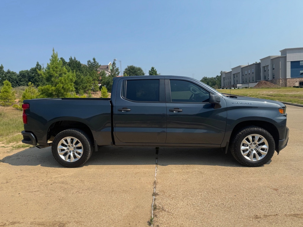Used 2022 Chevrolet Silverado 1500 LTD Custom 2WD Crew Cab 147 Custom