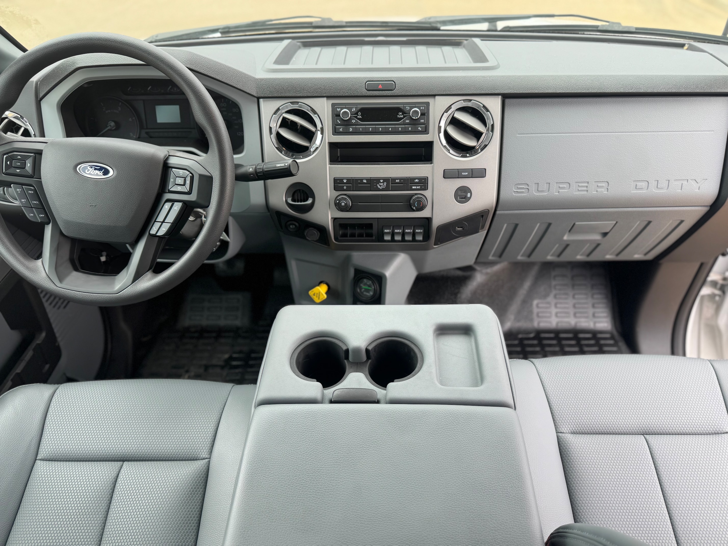 2024 Ford F-750 Commercial - Photo 35
