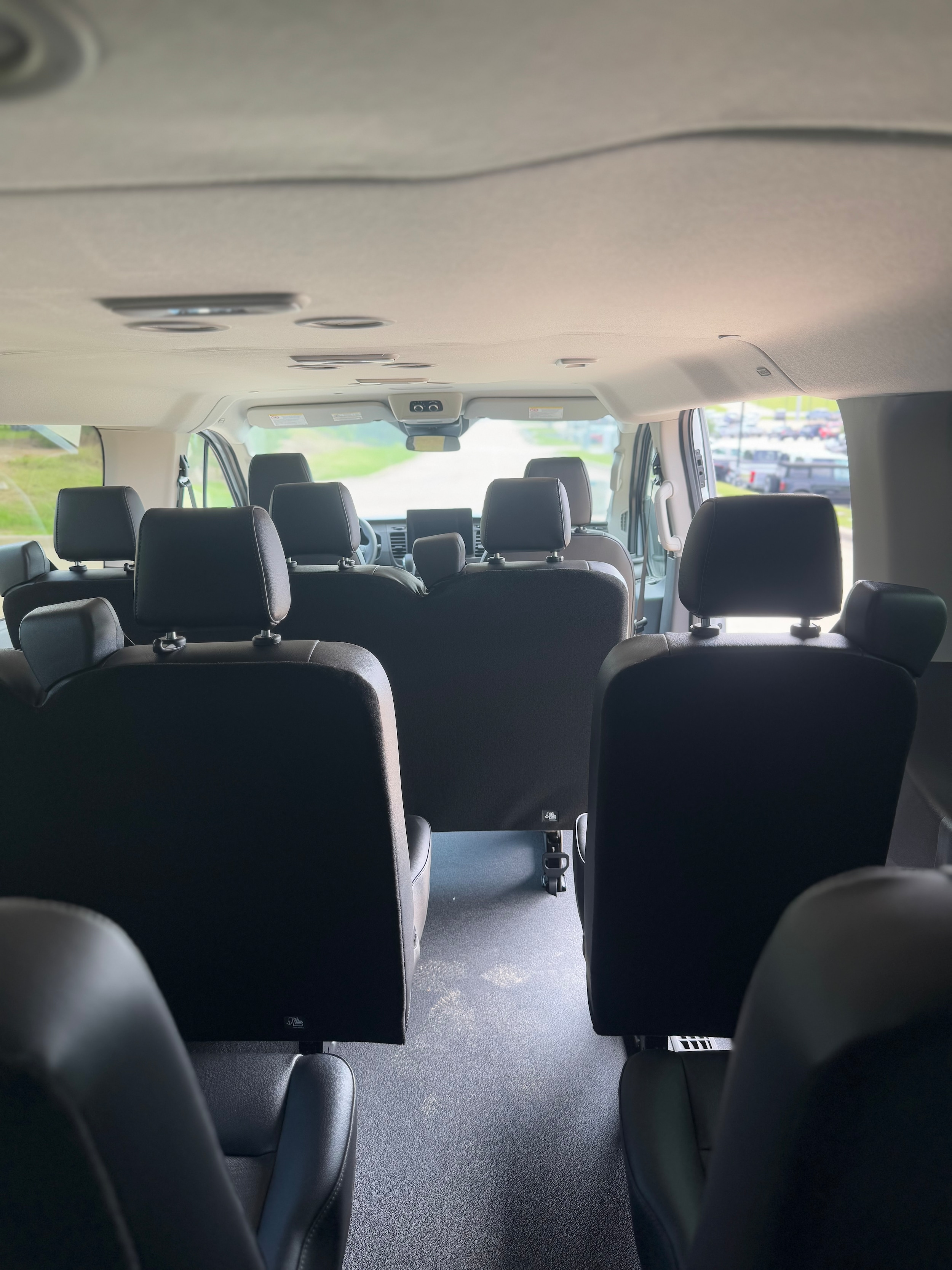 2024 Ford Transit Passenger Van XL - Photo 18