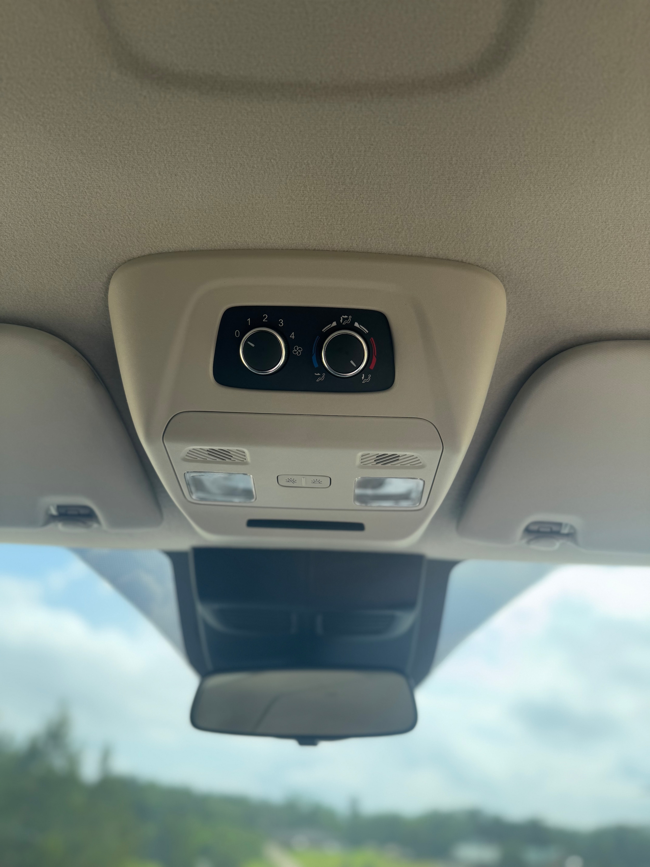 2024 Ford Transit Passenger Van XL - Photo 29