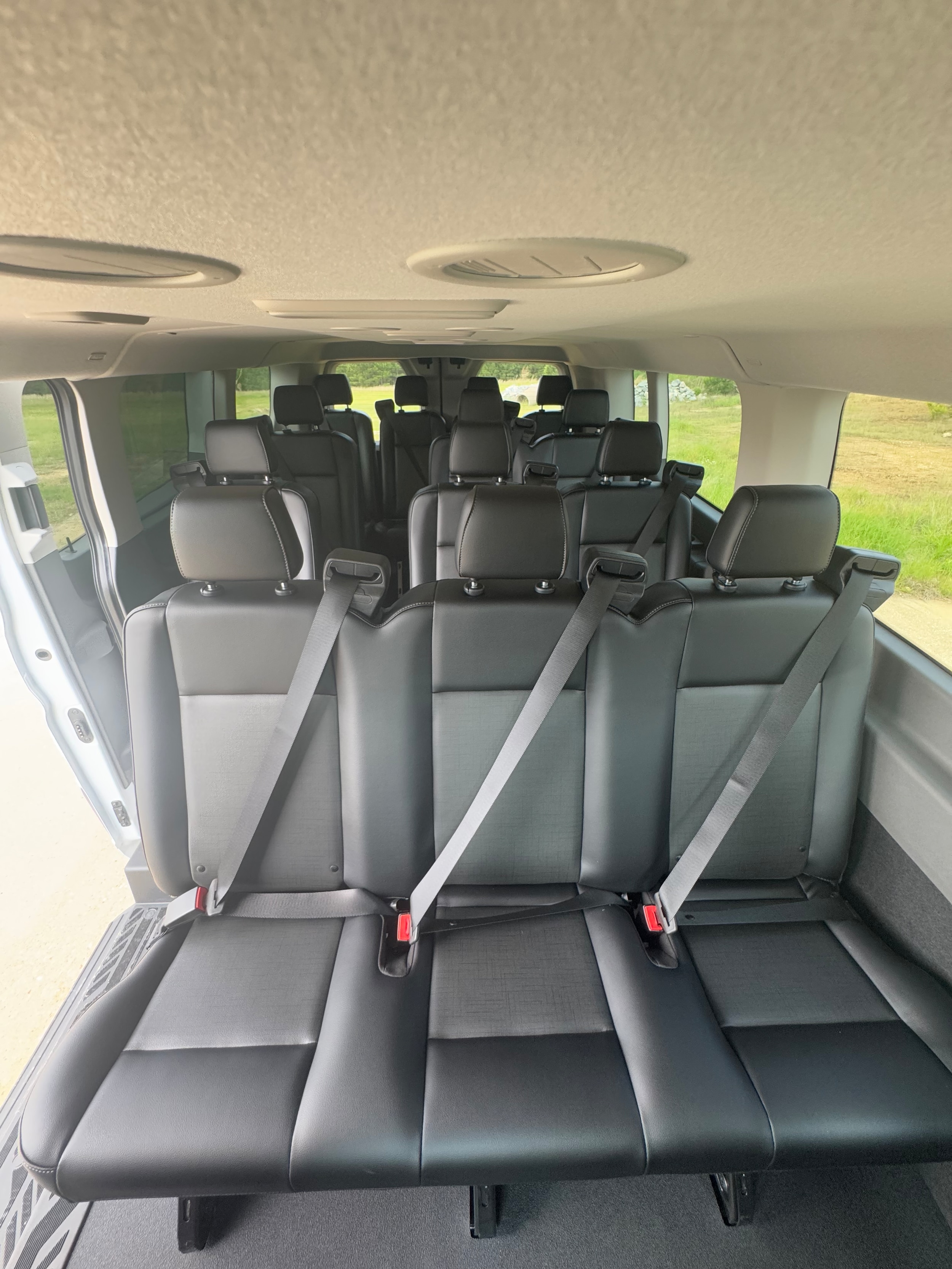 2024 Ford Transit Passenger Van XL - Photo 37