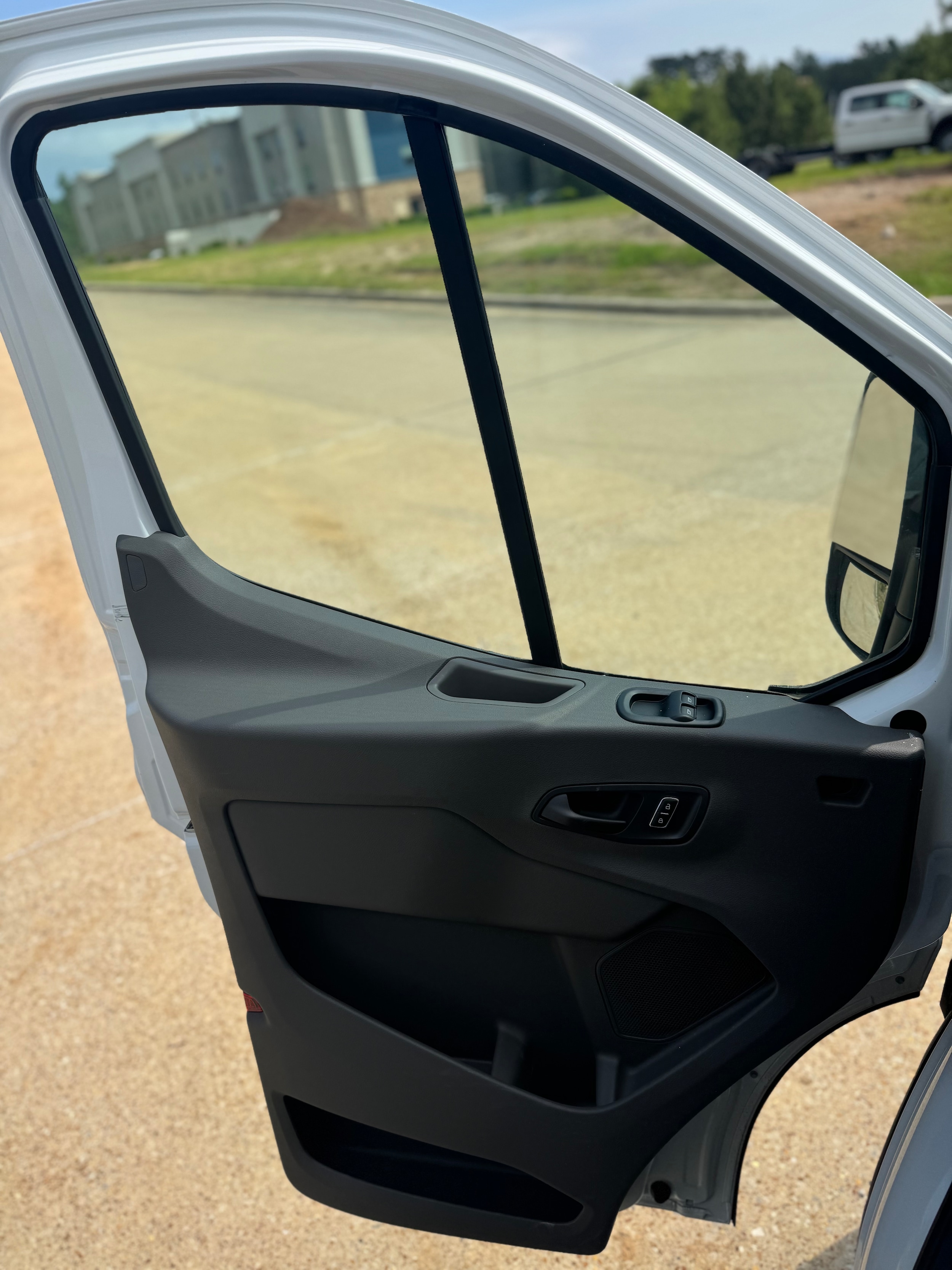 2024 Ford Transit Passenger Van XL - Photo 43