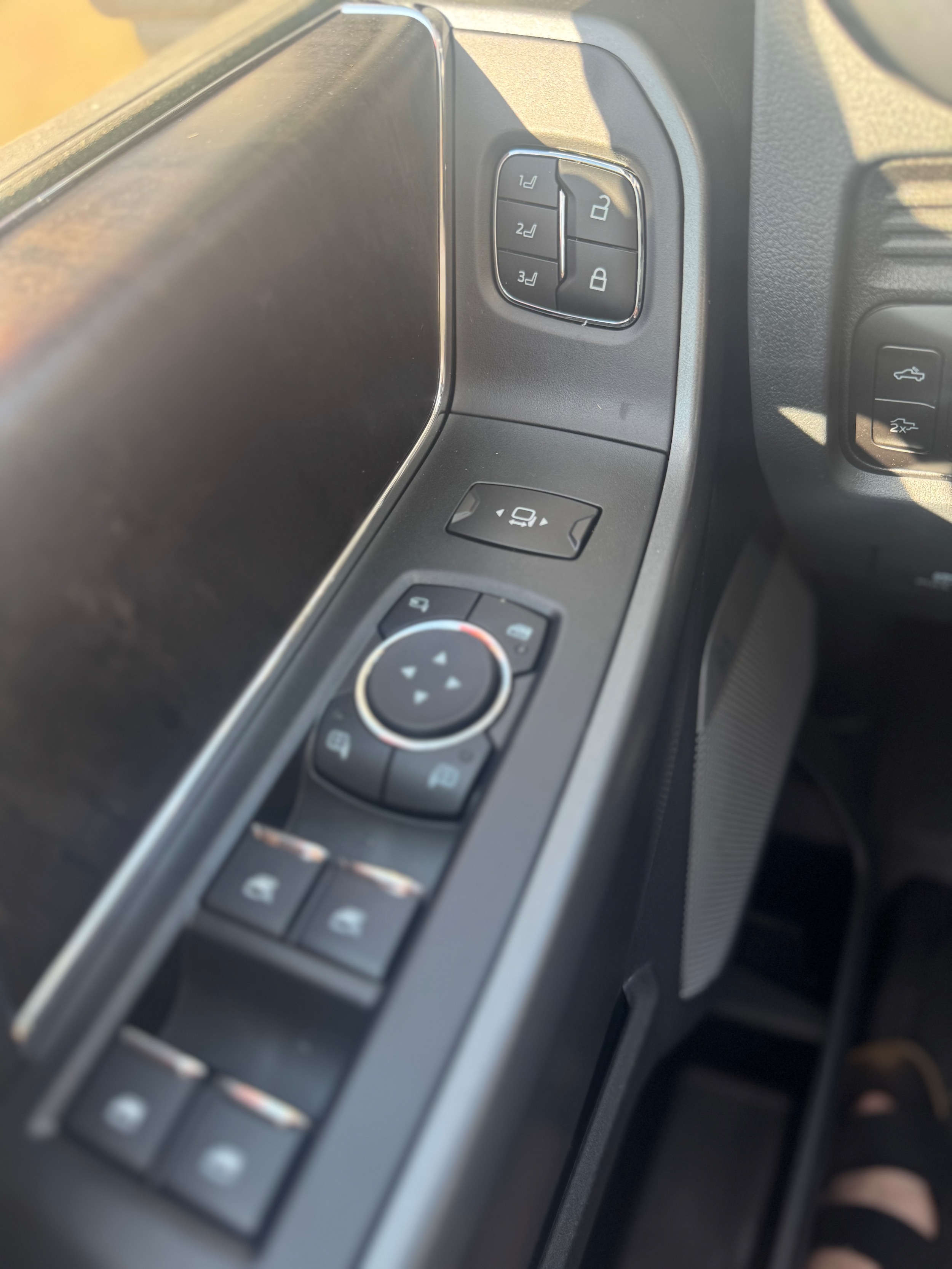2026 Ford F-350 Super Duty Lariat - Photo 12