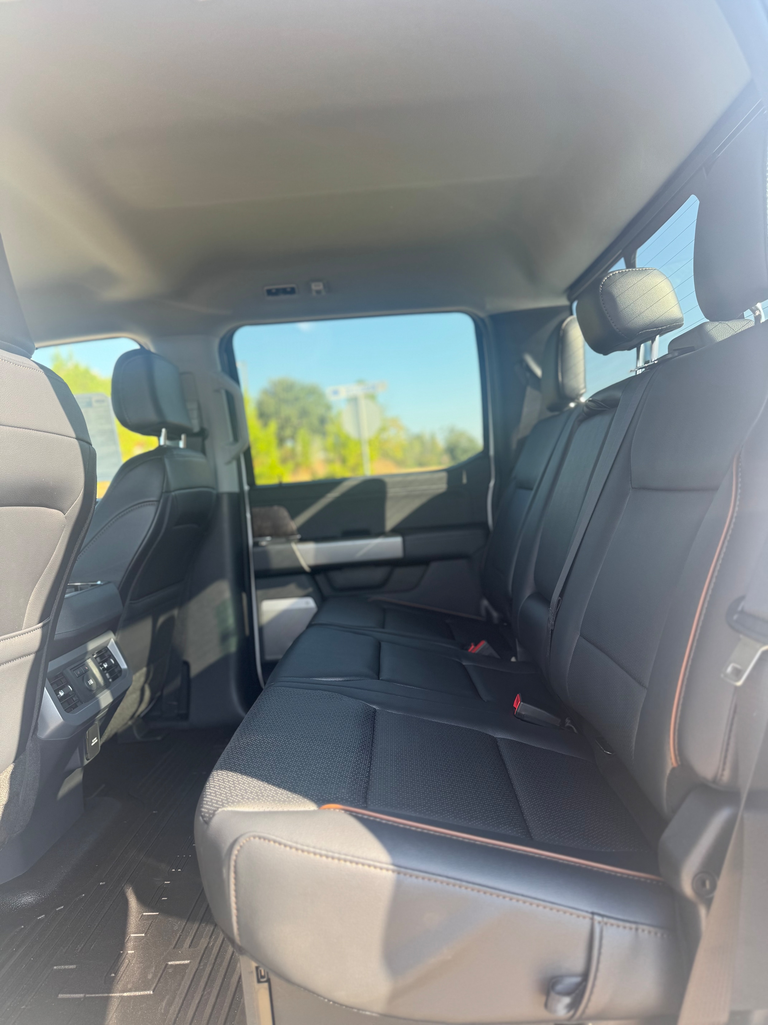 2026 Ford F-350 Super Duty Lariat - Photo 36