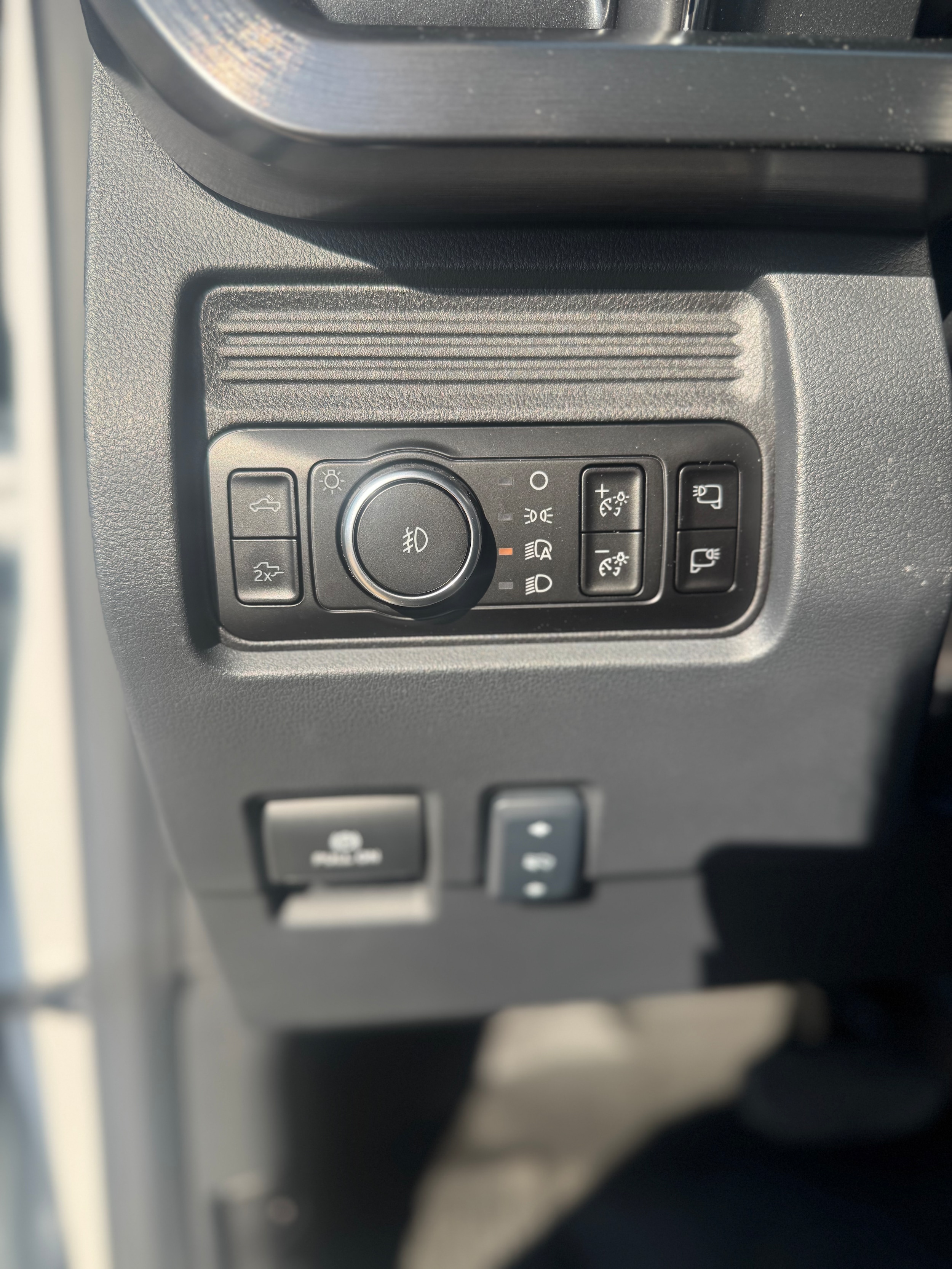 2026 Ford F-350 Super Duty Lariat - Photo 6
