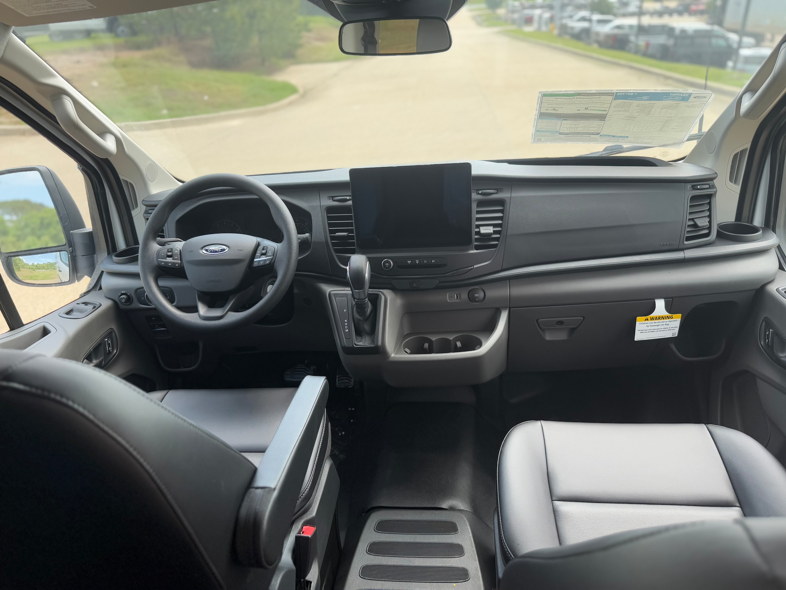 2024 Ford Transit Passenger Van XL - Photo 32