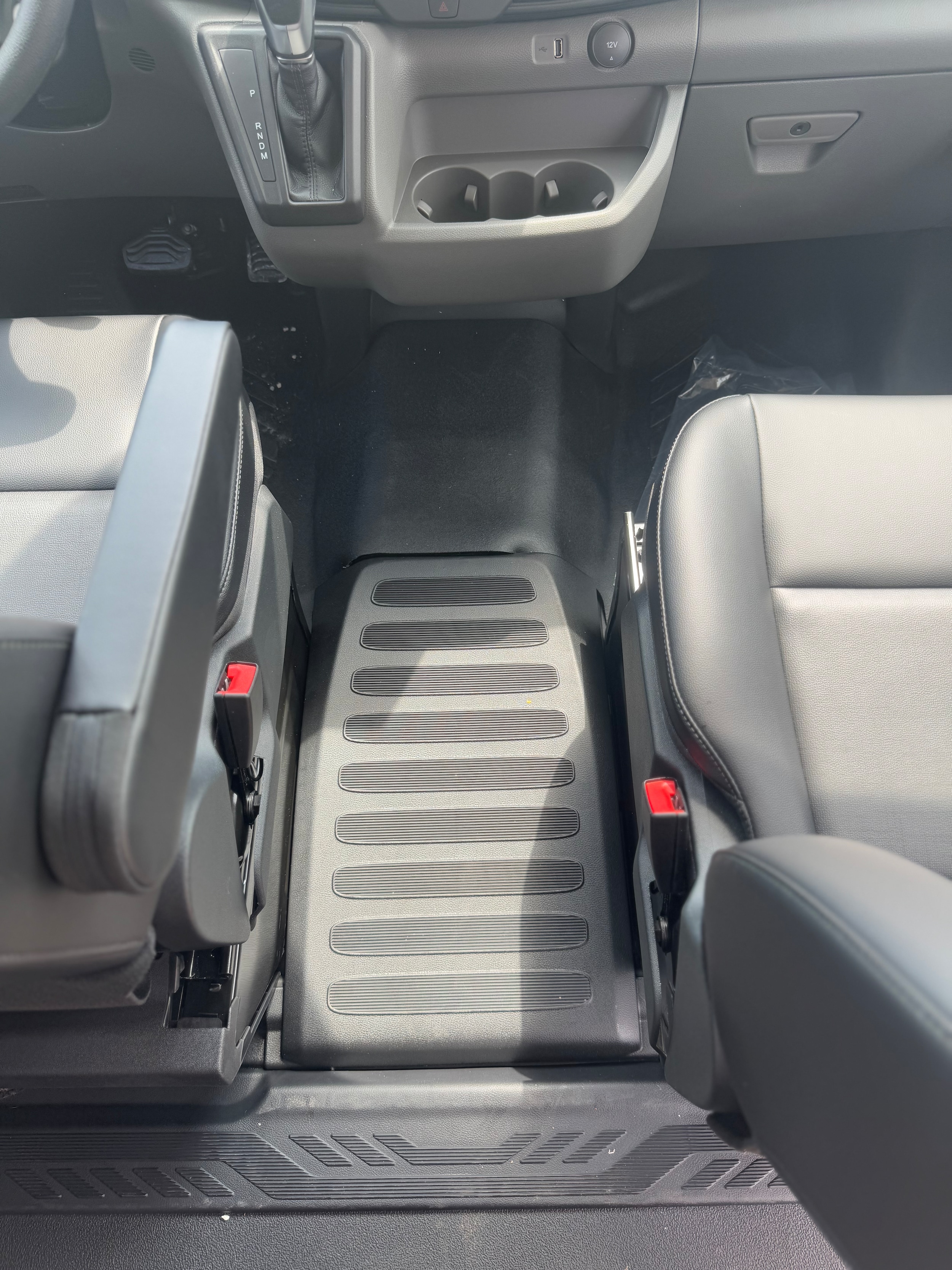 2024 Ford Transit Passenger Van XL - Photo 21