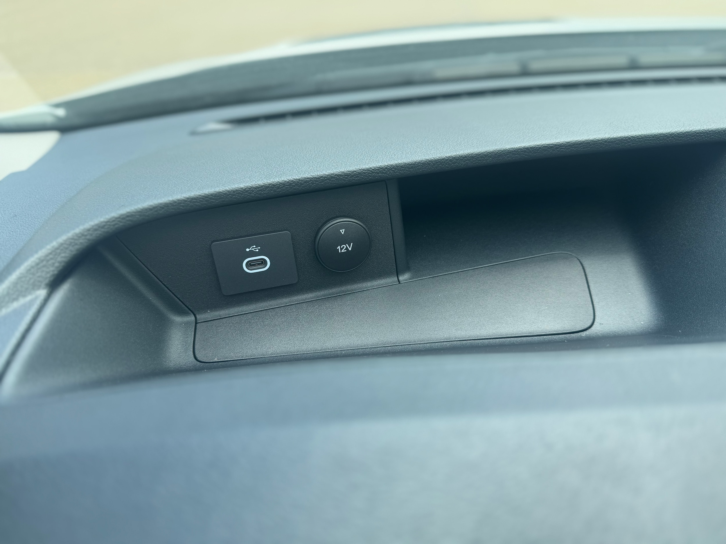 2024 Ford Transit Passenger Van XL - Photo 9