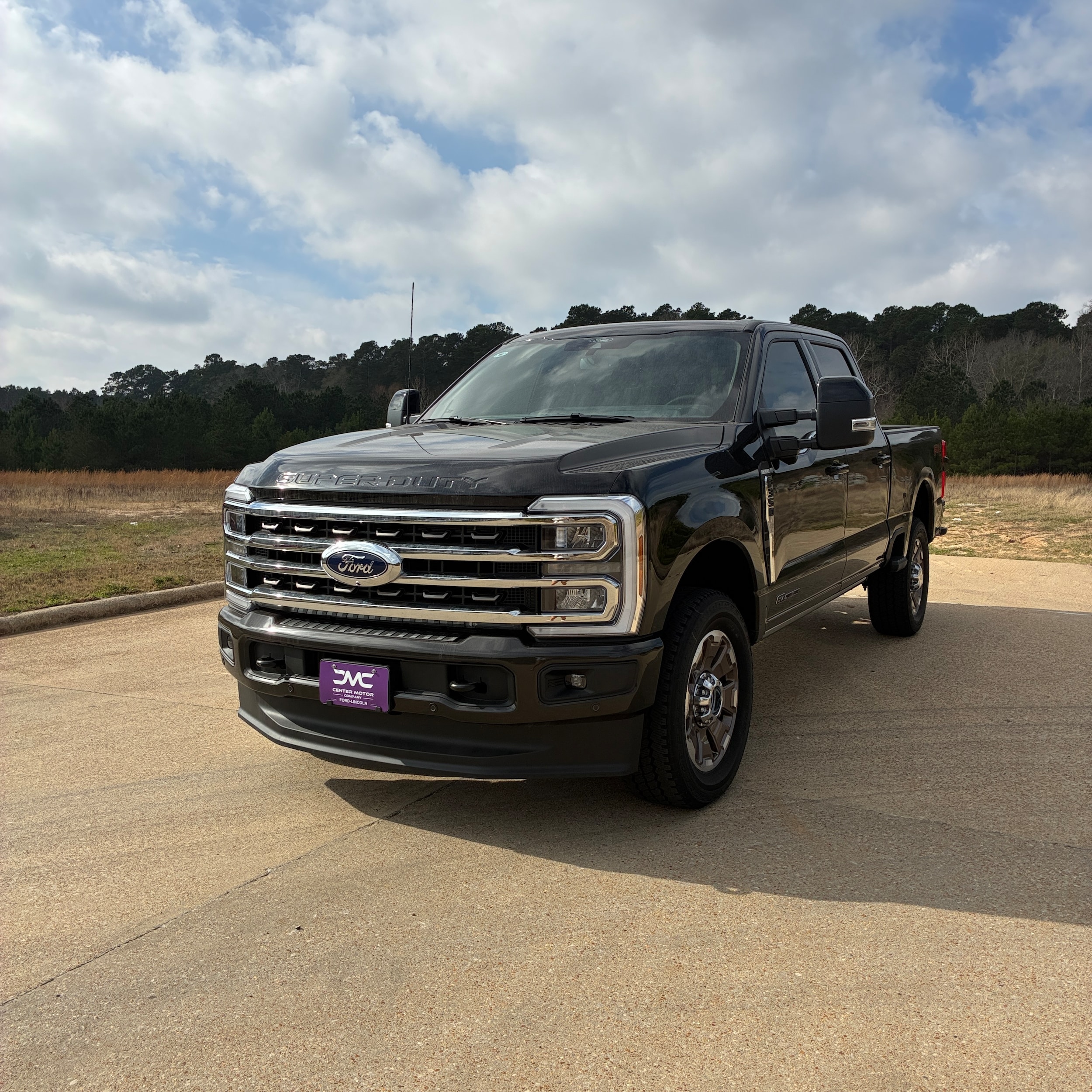 2025 Ford F-350 Base's photo