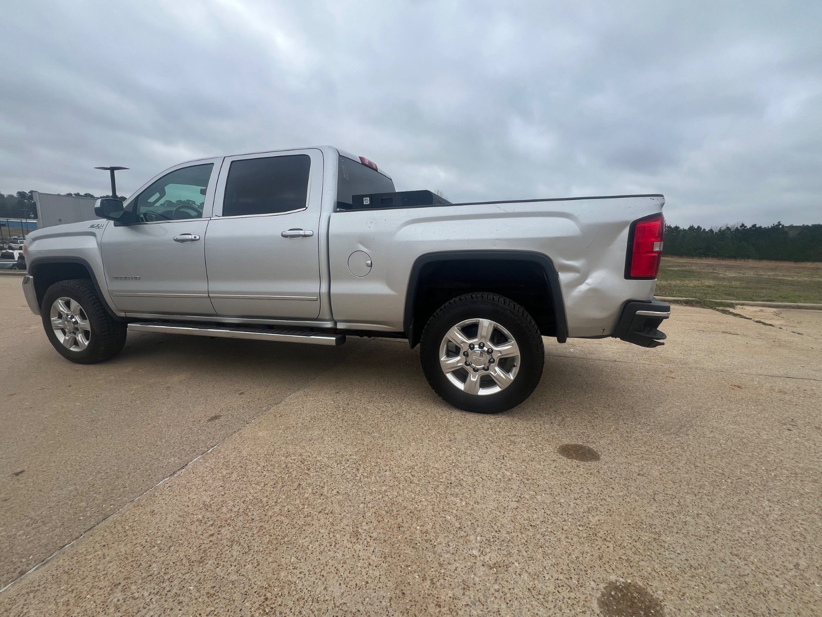 Used 2015 GMC Sierra 2500HD SLT with VIN 1GT12ZEB3FF106784 for sale in Center, TX