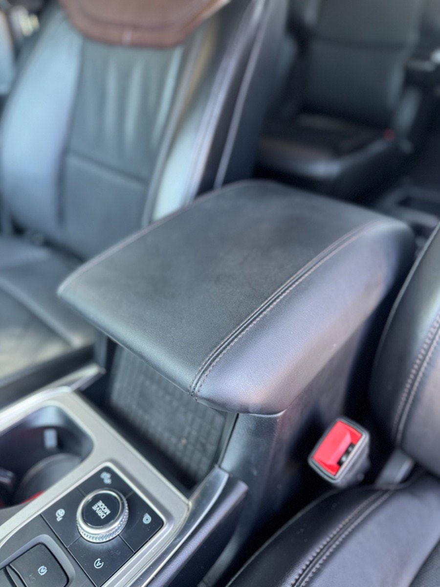2020 Ford Explorer Platinum - Photo 11