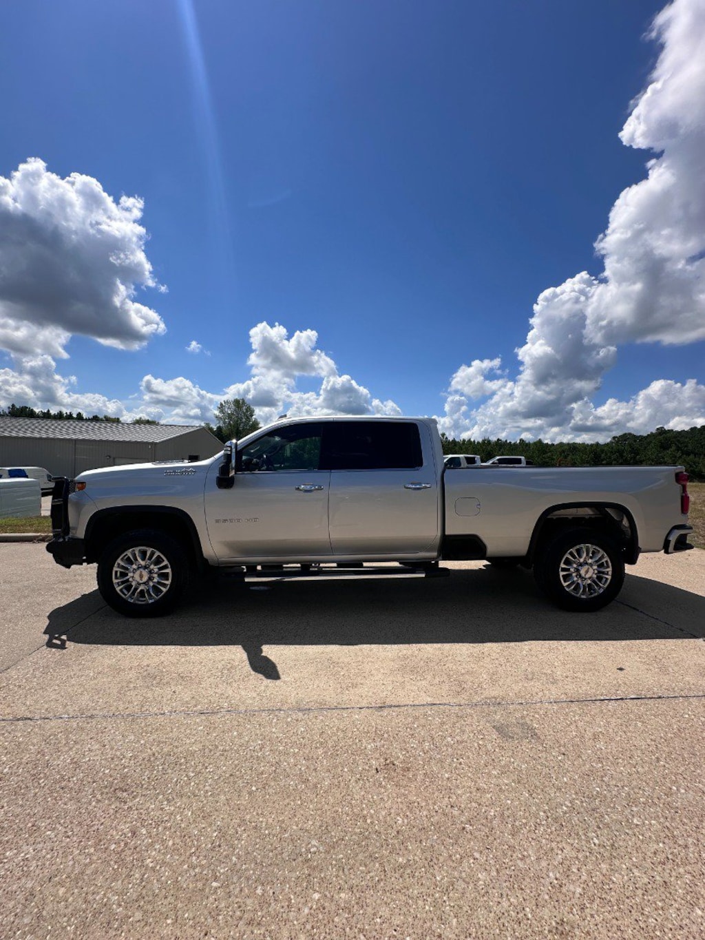 Used 2022 Chevrolet Silverado 3500HD High Country 4WD Crew Cab 172 High Country