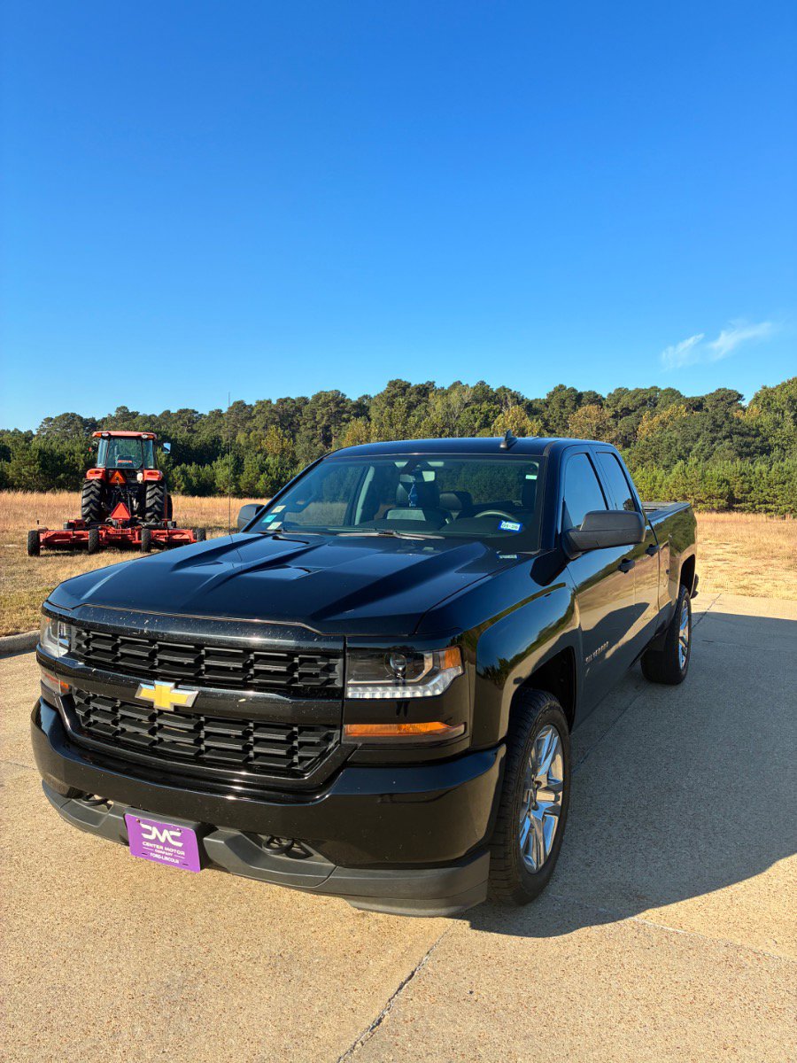 2018 Chevrolet Silverado 1500 Custom's photo