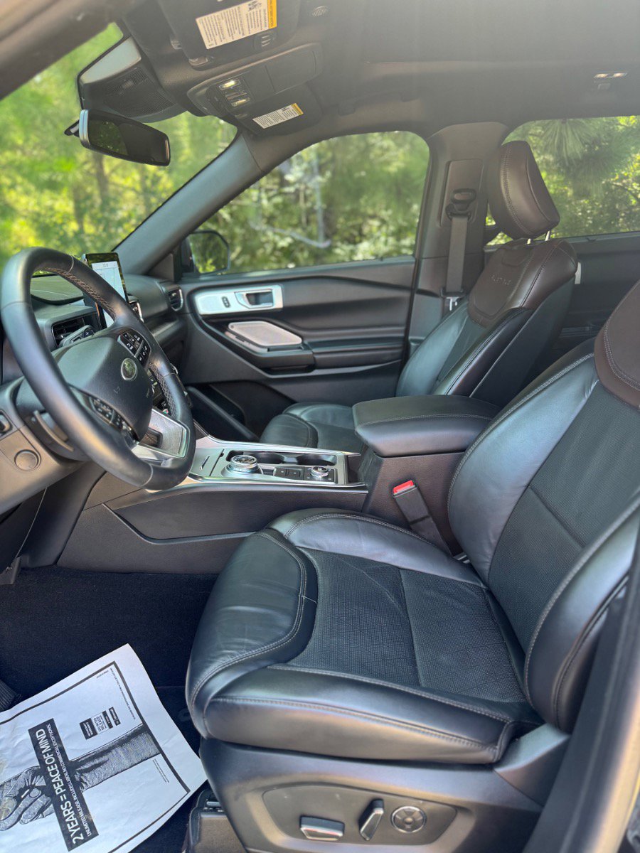 2020 Ford Explorer Platinum - Photo 8