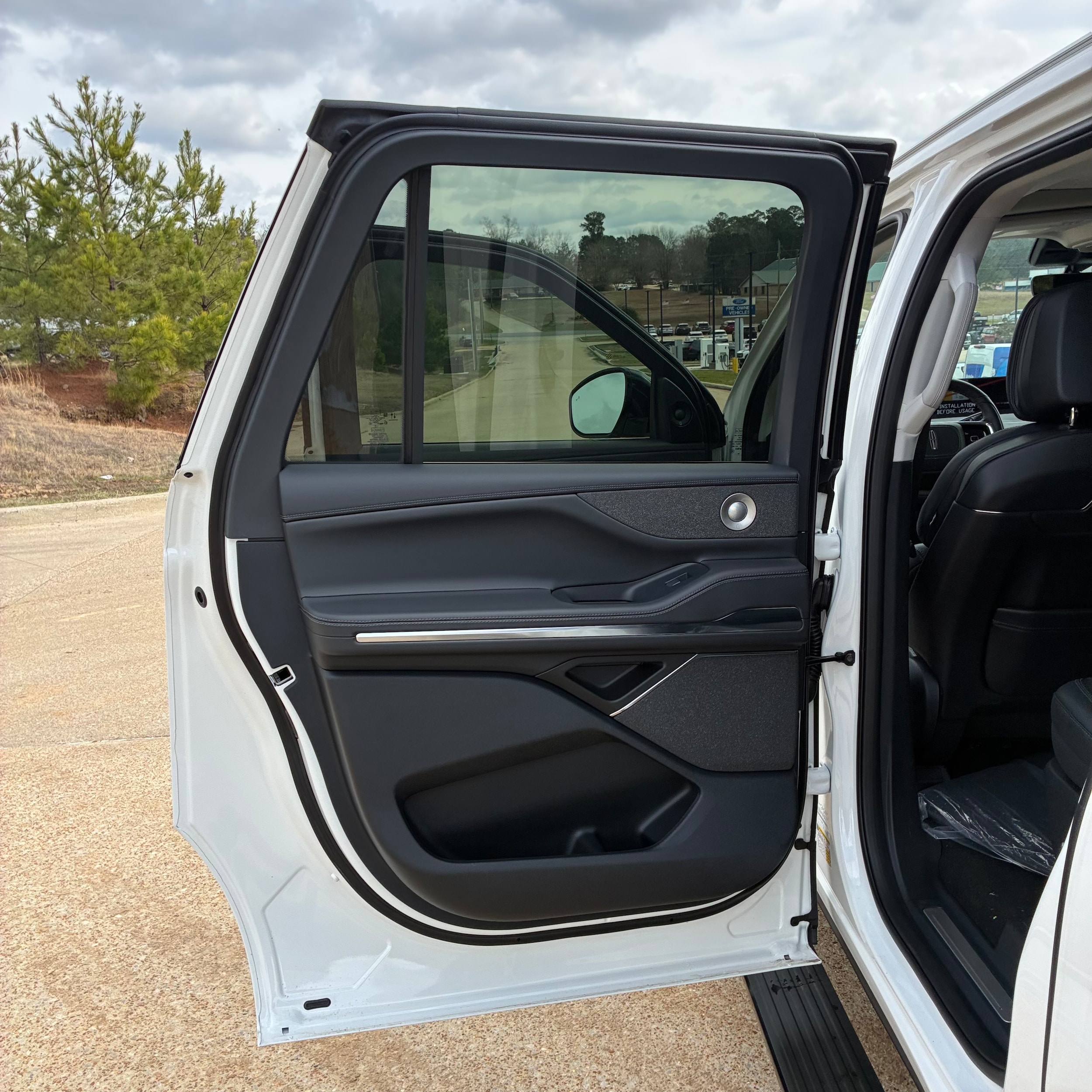 2025 Lincoln Navigator Reserve L - Photo 12