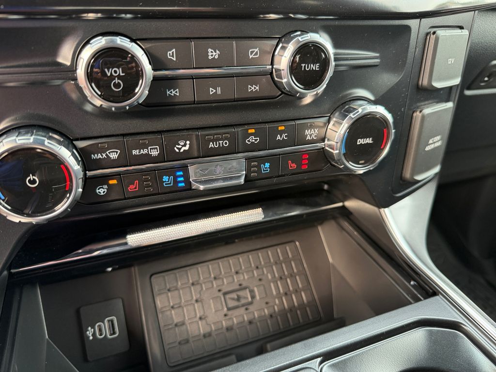 2026 Ford F-150 Raptor - Photo 22