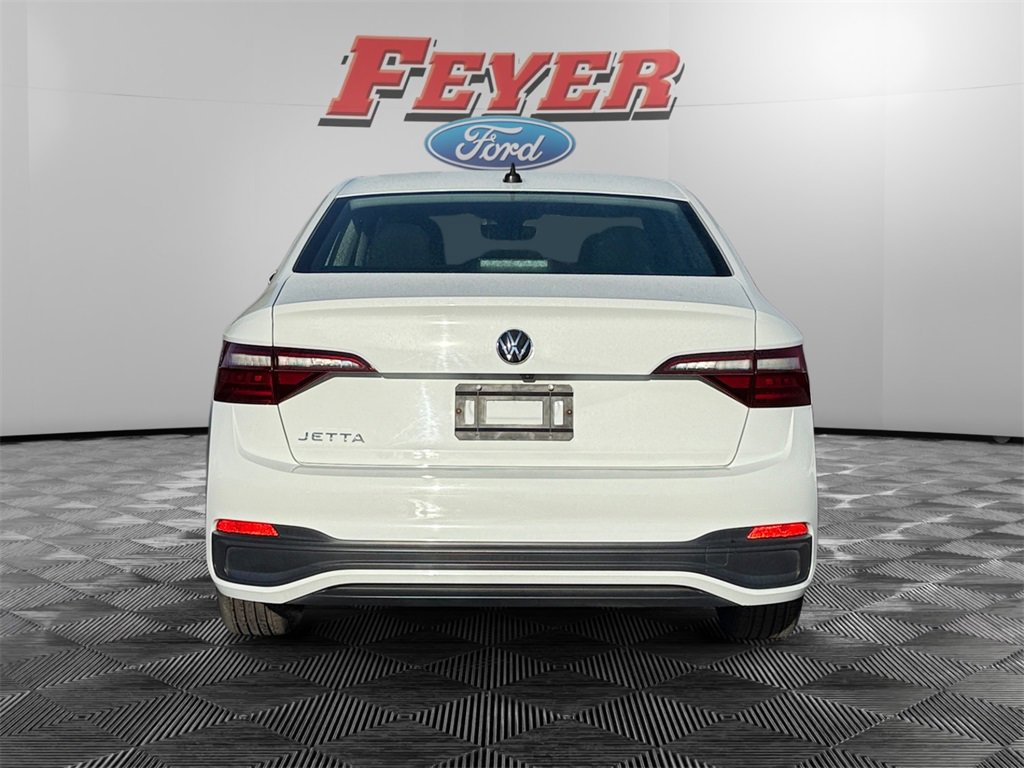 2023 Volkswagen Jetta S photo 3
