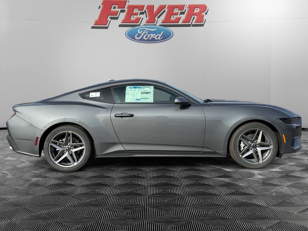 2026 Ford Mustang EcoBoost Fastback - Photo 8